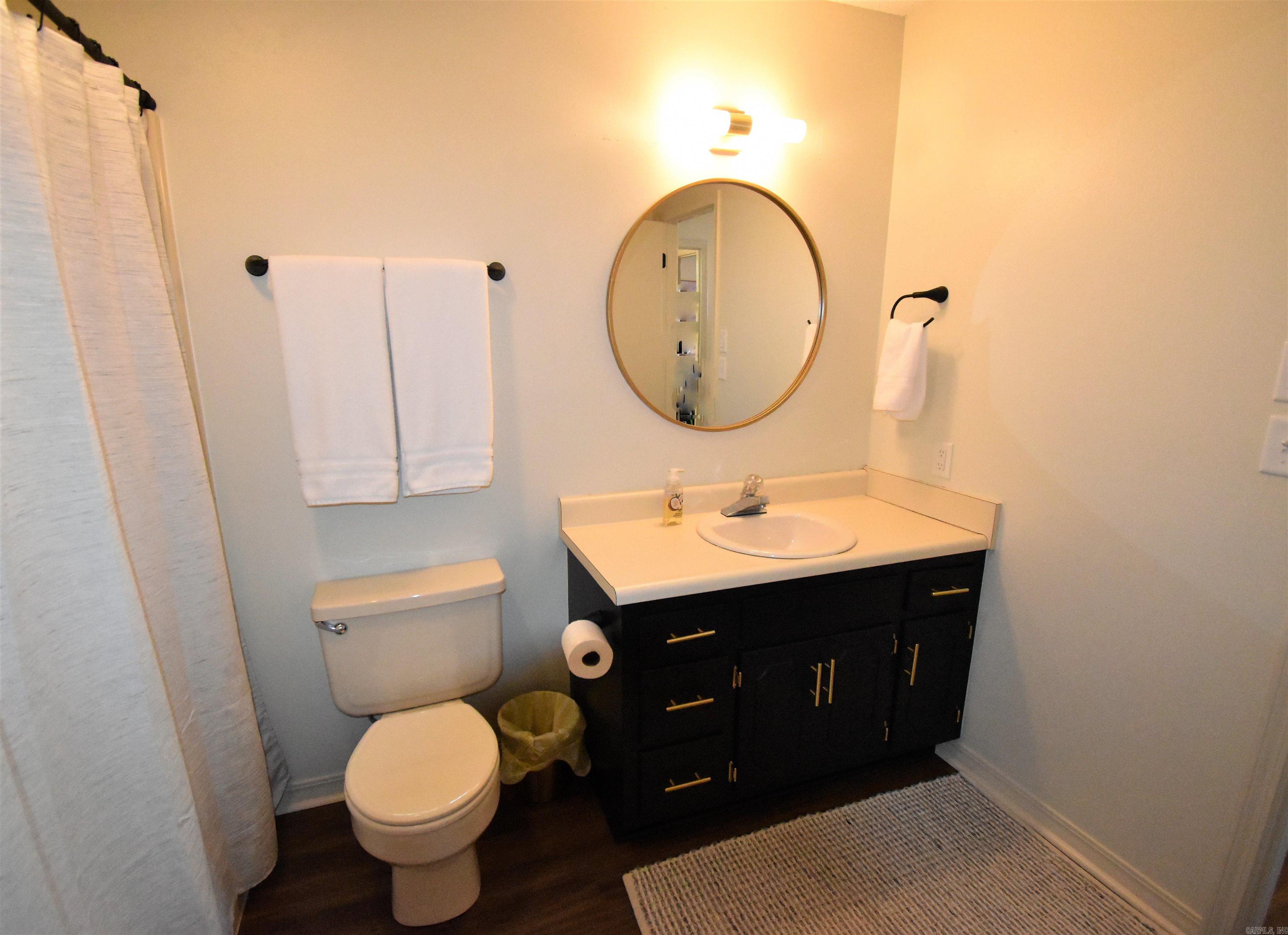 River Oaks Commons - Residential