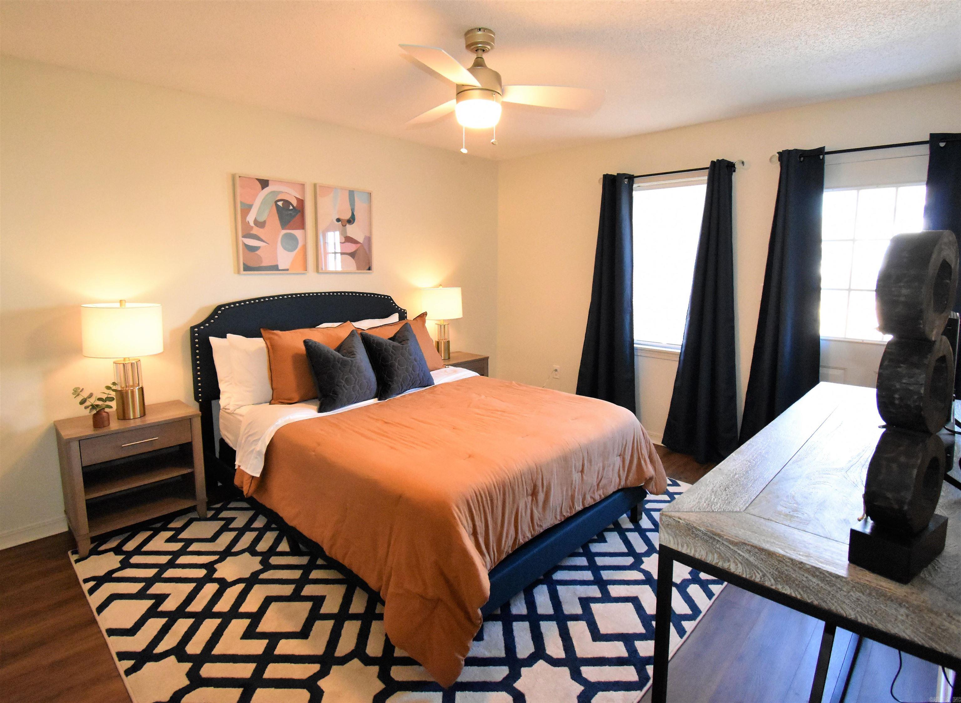 River Oaks Commons - Residential
