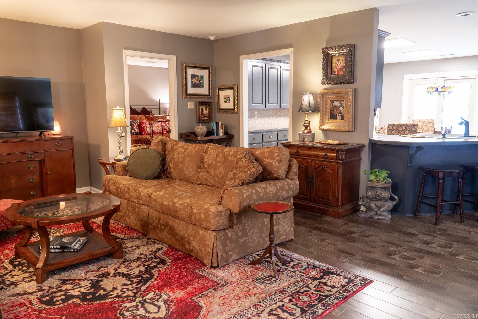 NORTHSHORE GARDENS - Residential