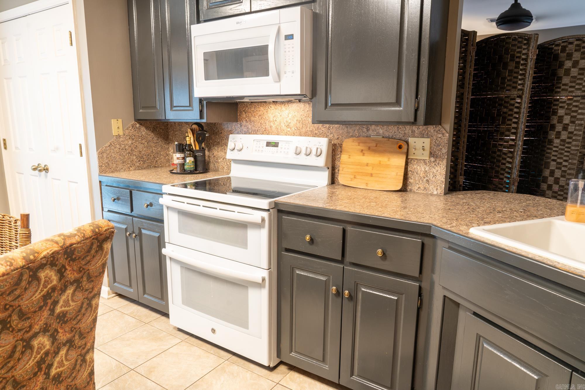 NORTHSHORE GARDENS - Residential