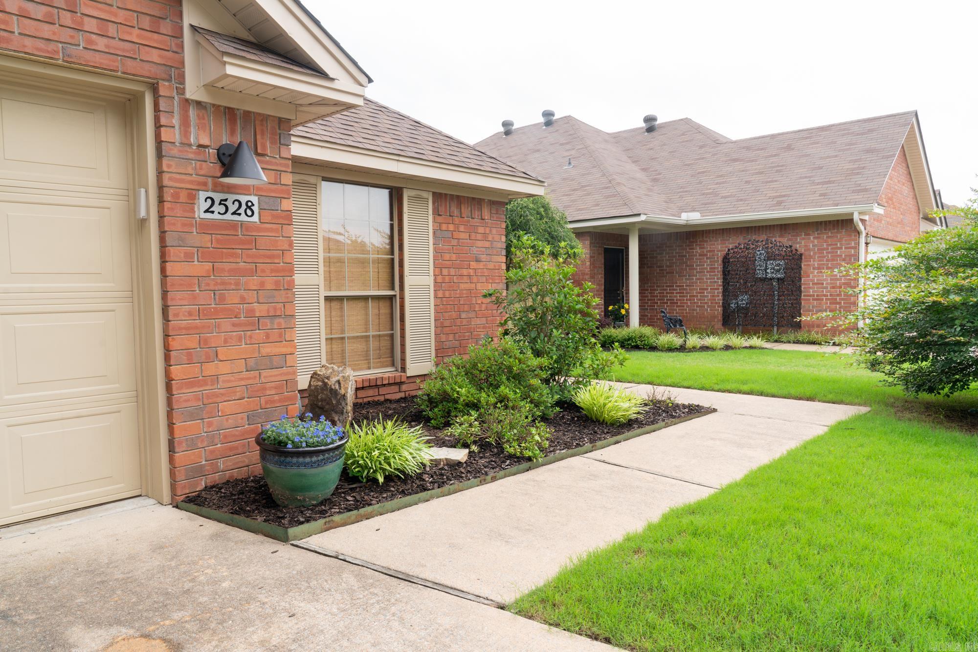 NORTHSHORE GARDENS - Residential
