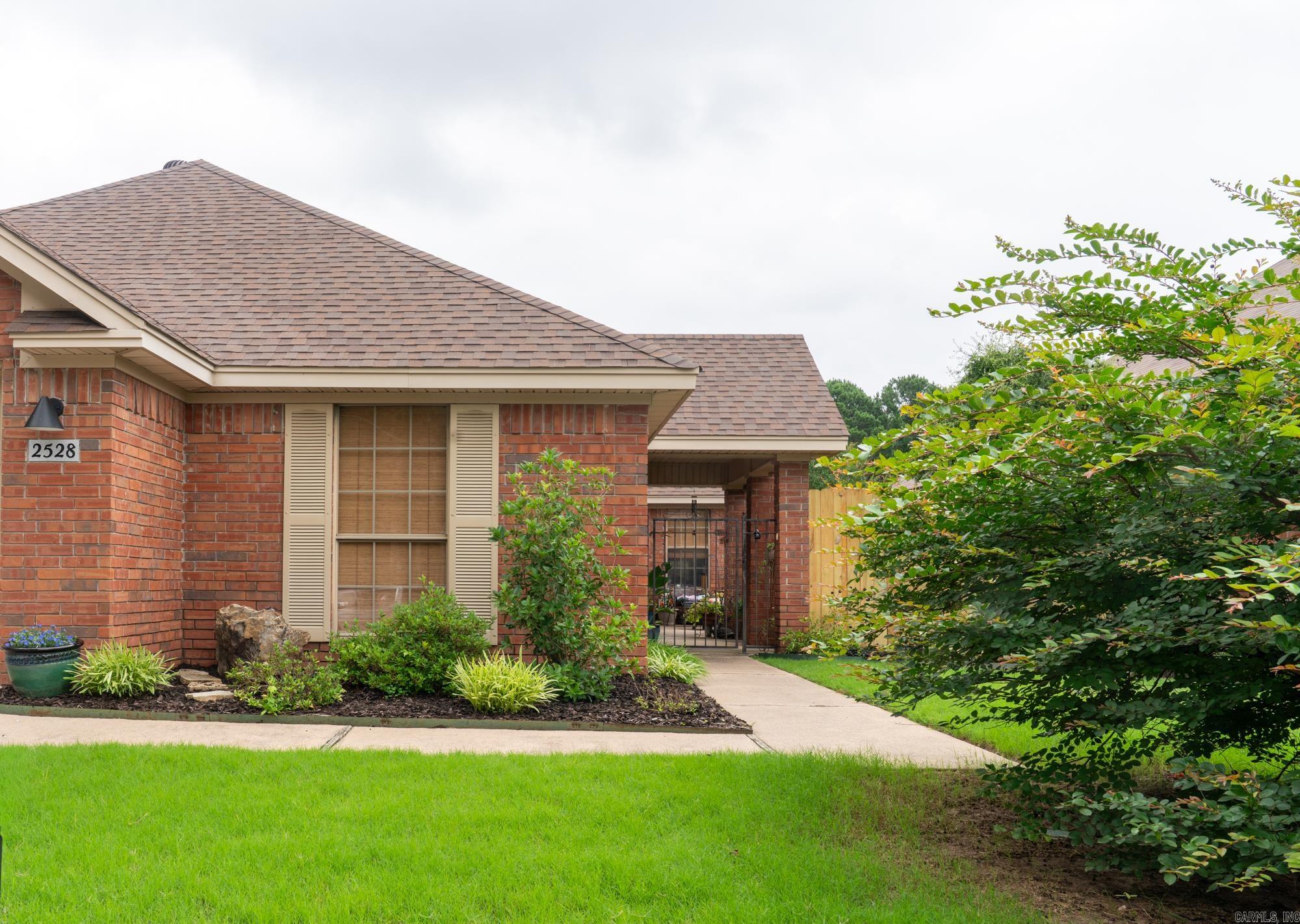NORTHSHORE GARDENS - Residential