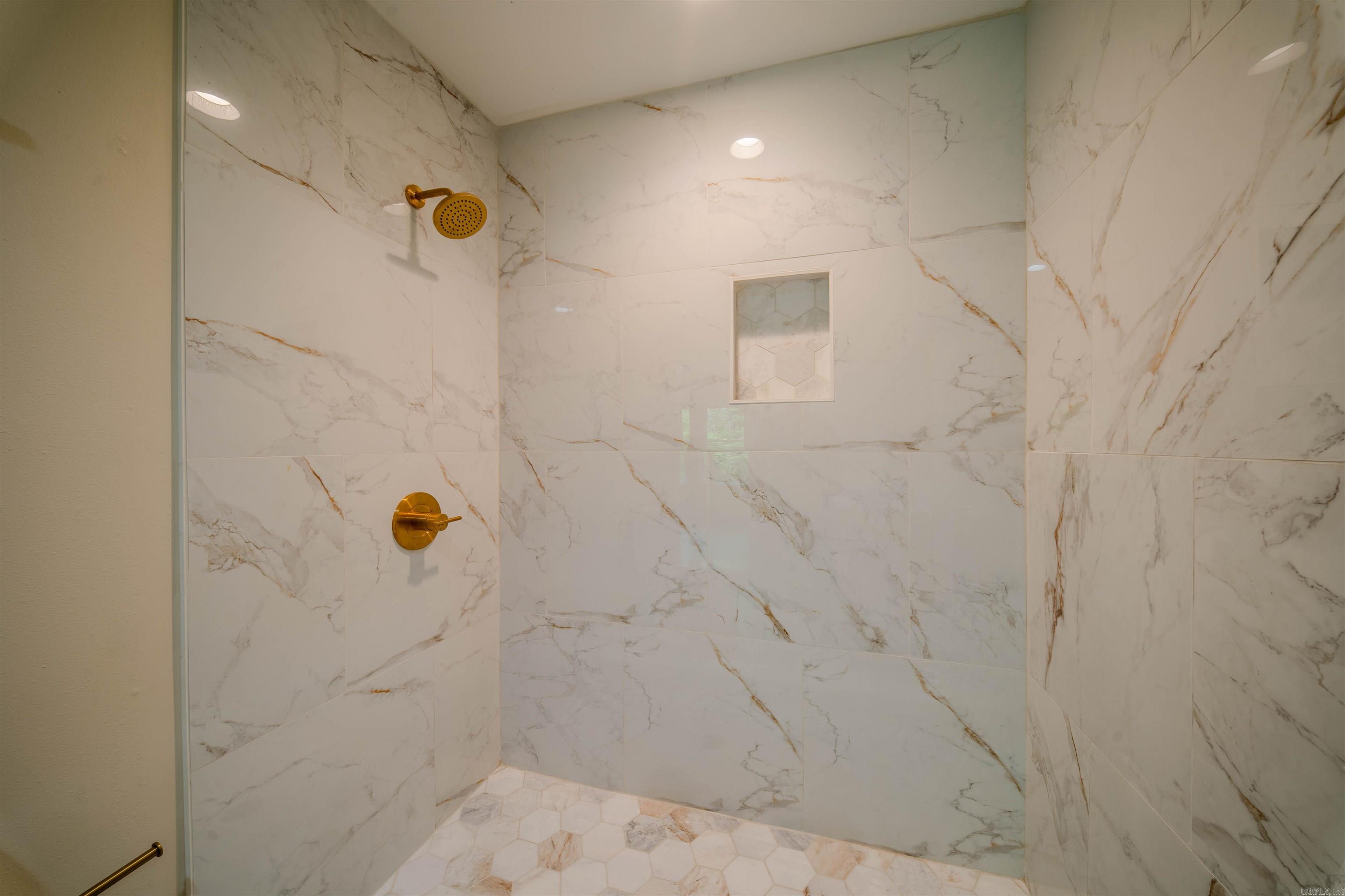 Mahony - Residential