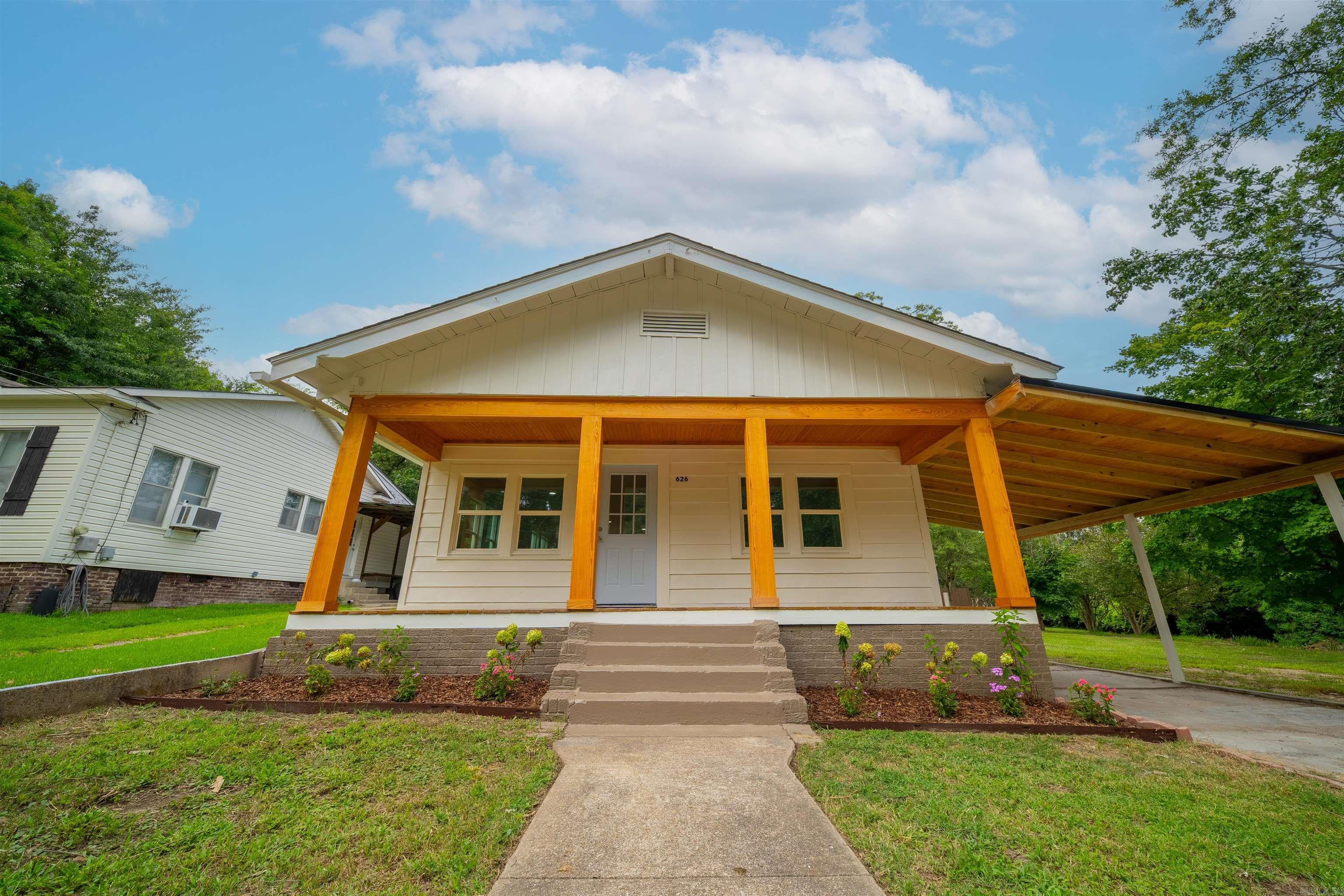 Mahony - Residential