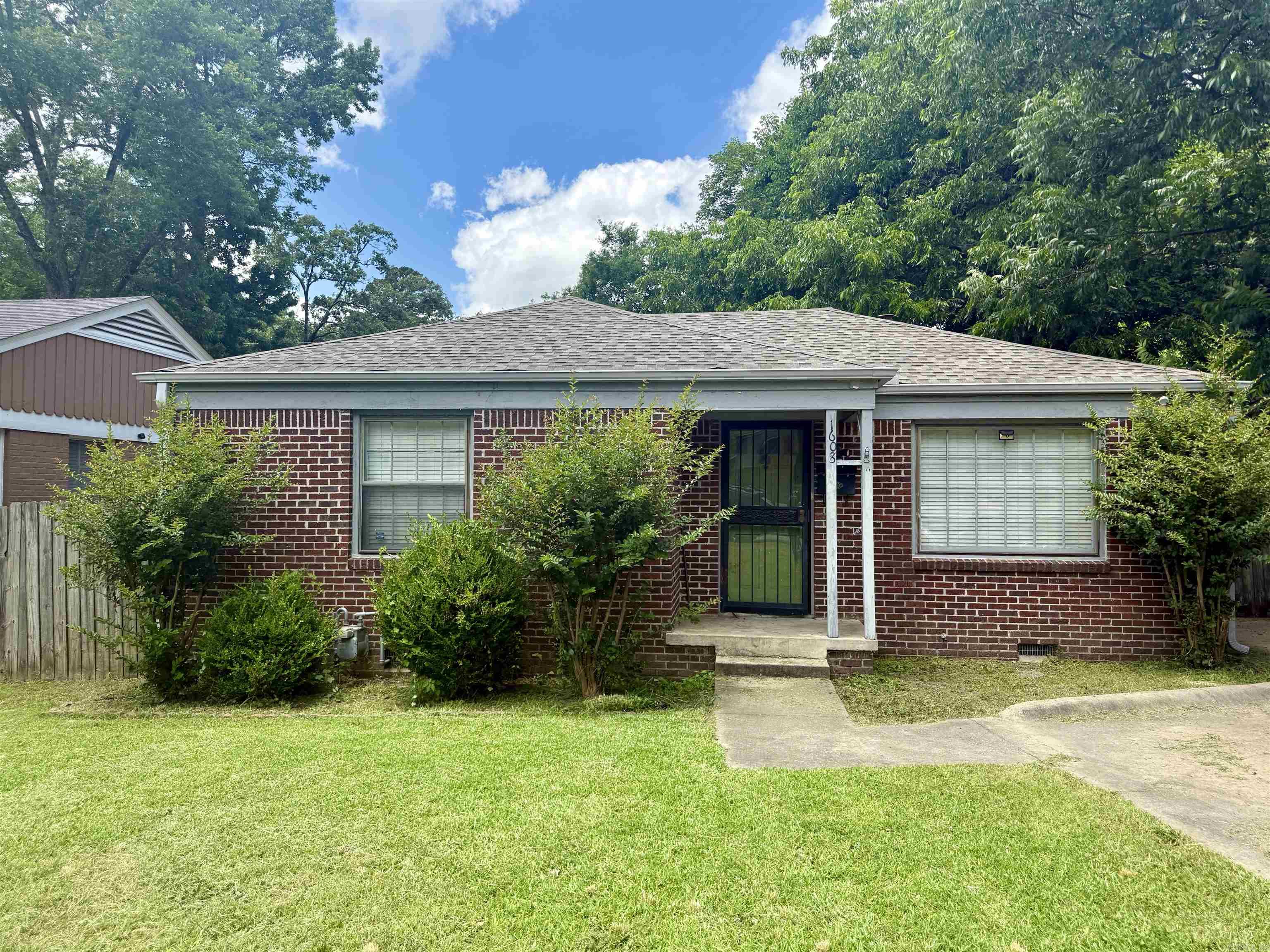 Welcome to 1608 S. Tyler Street in Little Rock! This 2-bedroom, 1-bath home offers a fantastic opportunity for both investors and first-time homebuyers. Conveniently located near UALR & UAMS , the property provides easy access to shopping, dining, schools, and major roadways. With a functional layout and great potential, this home is perfect as a starter home, rental property, or addition to an investment portfolio. Don’t miss this affordable opportunity in a prime central location!