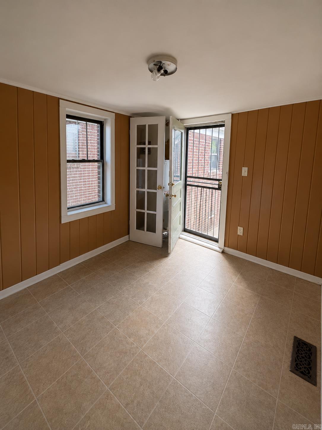 CHERRY & COX - Residential