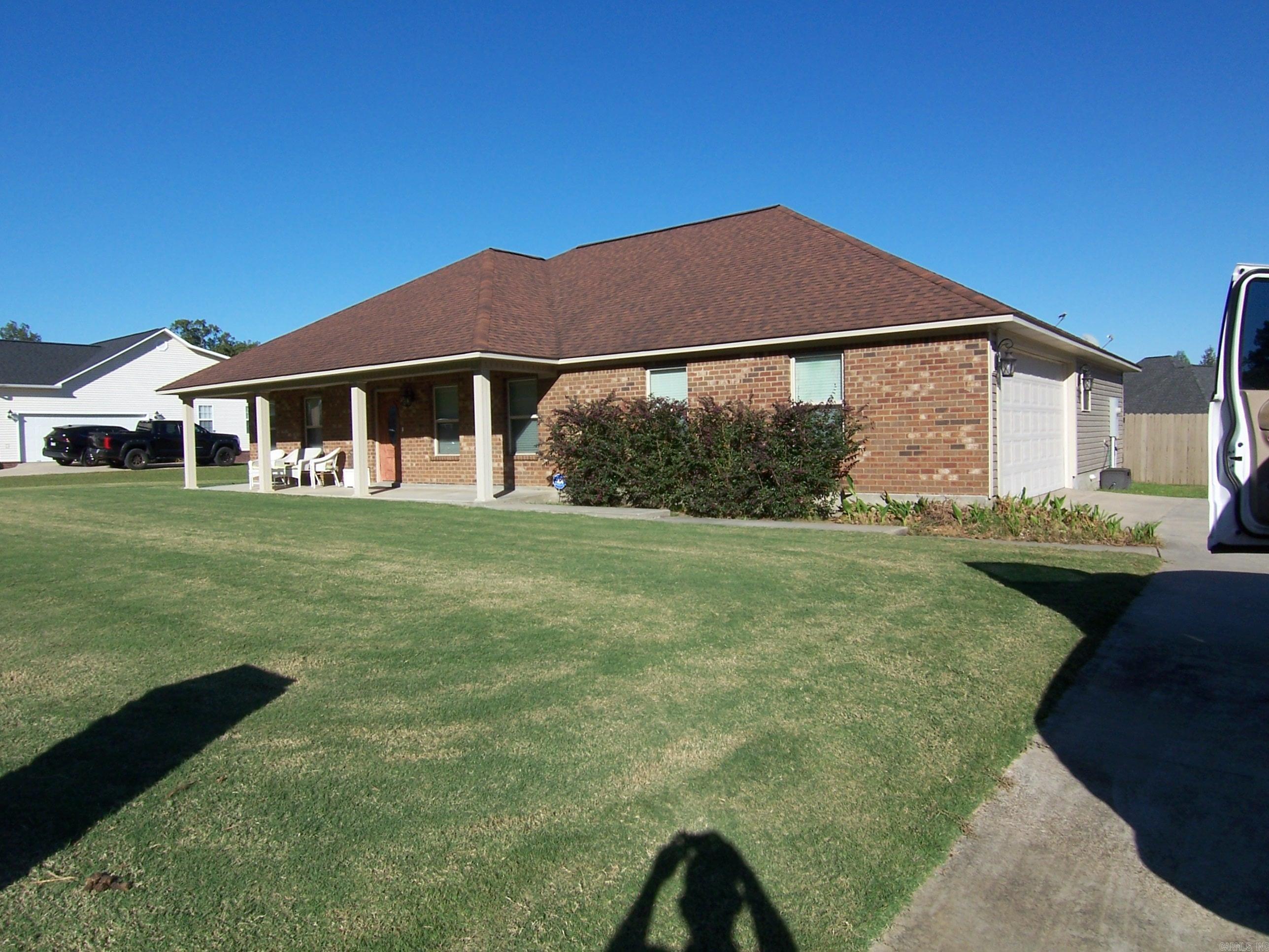 DEER CREEK - Residential