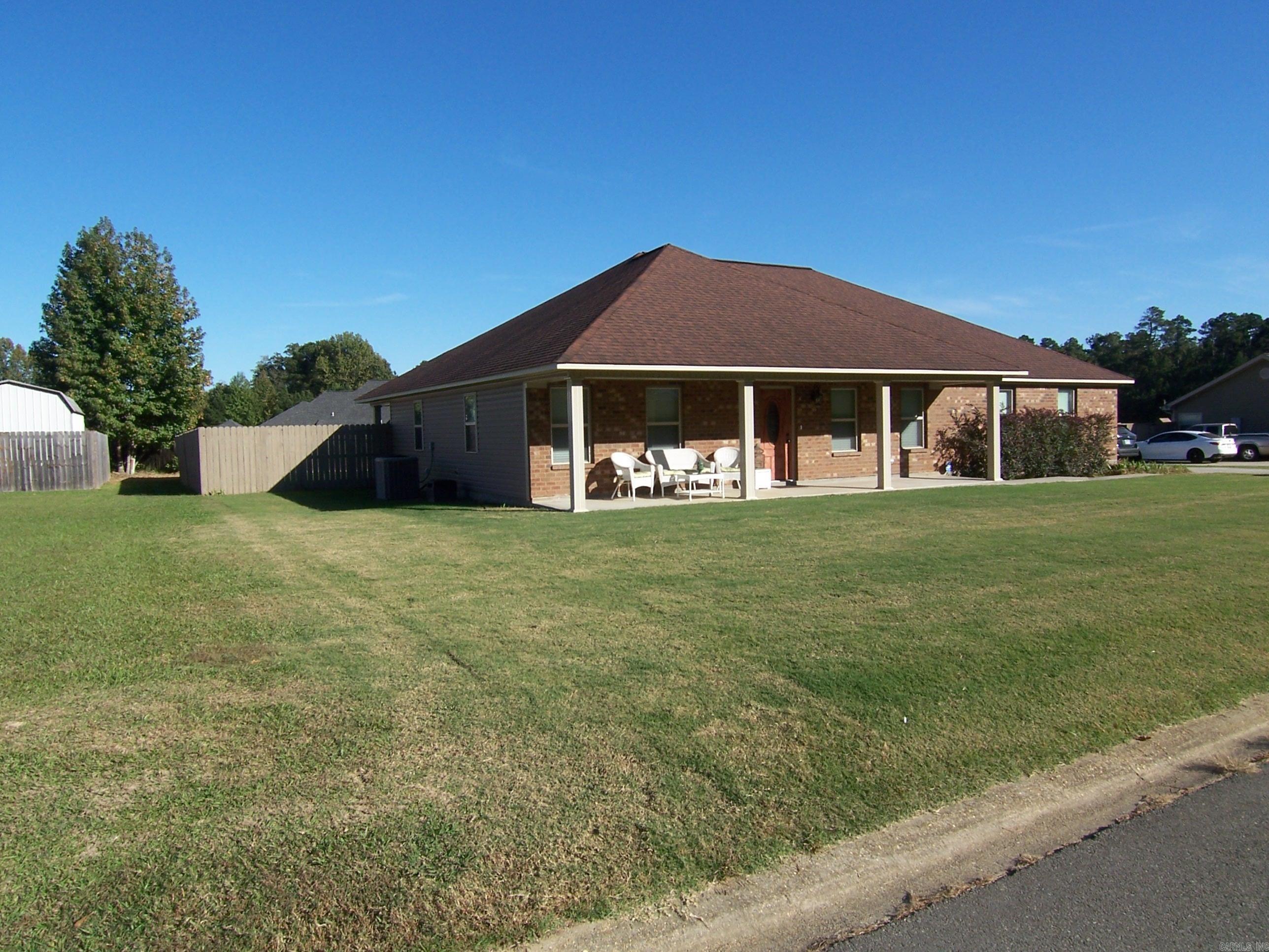 DEER CREEK - Residential