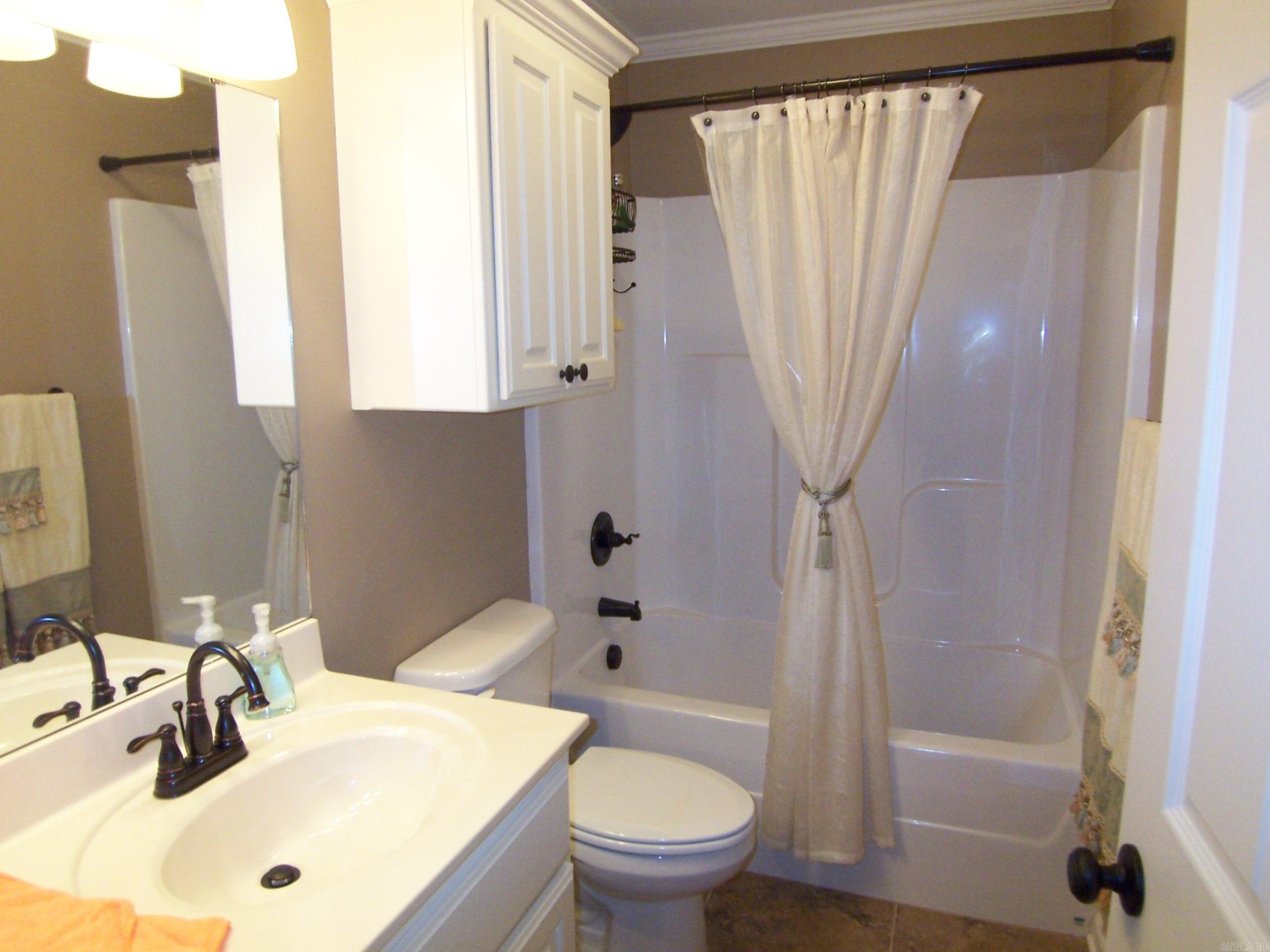 DEER CREEK - Residential
