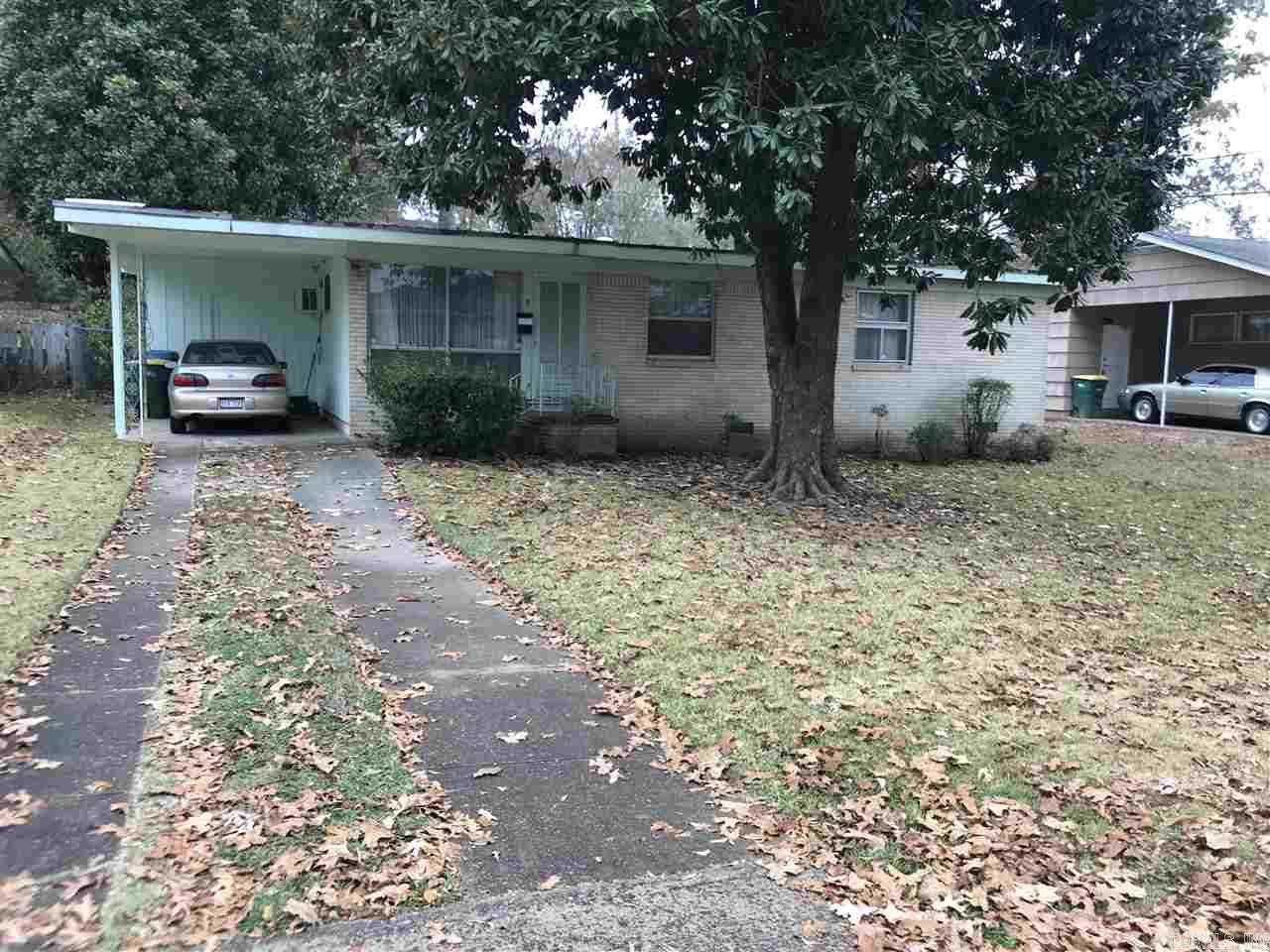 AS IS! Same family has owned this wonderful home for over 50 years. Bring CASH offer and make this your home. Needs some TLC from deferred maintenance but nothing that can't be done. Yard is spectacular and well maintained! Mature trees and grass feels like carpet. Great investment property too! Agents see all remarks.