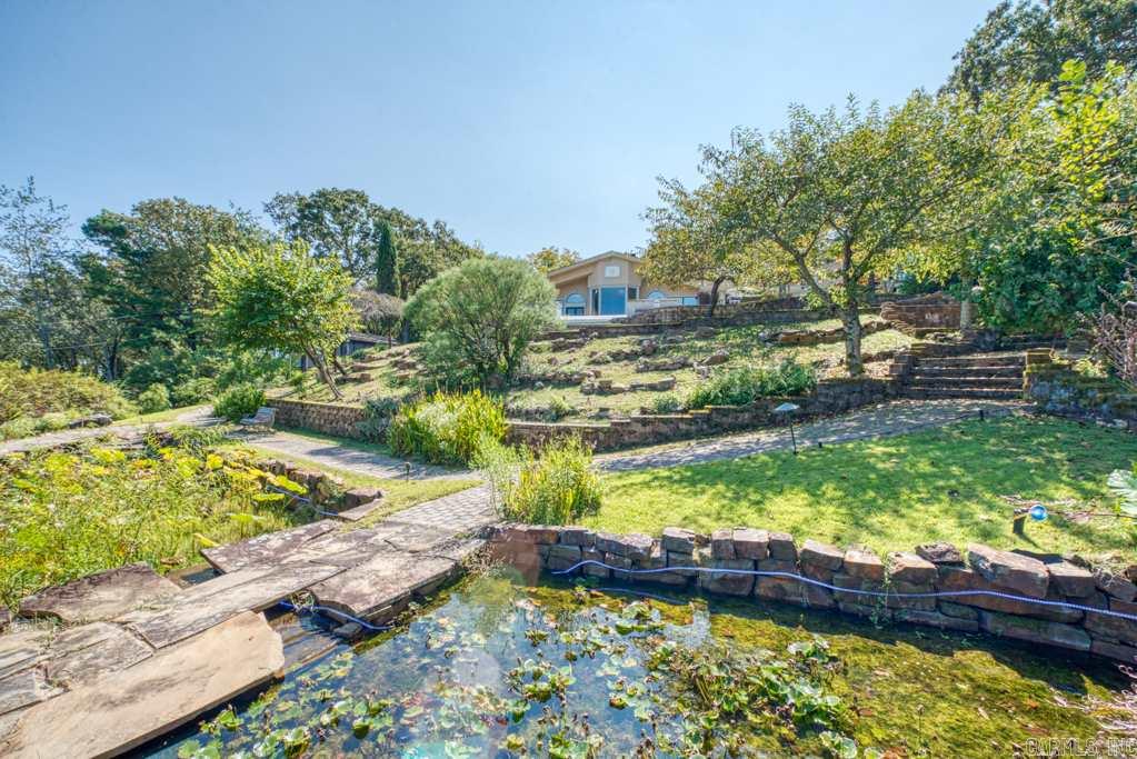 RIVER OAKS - Residential
