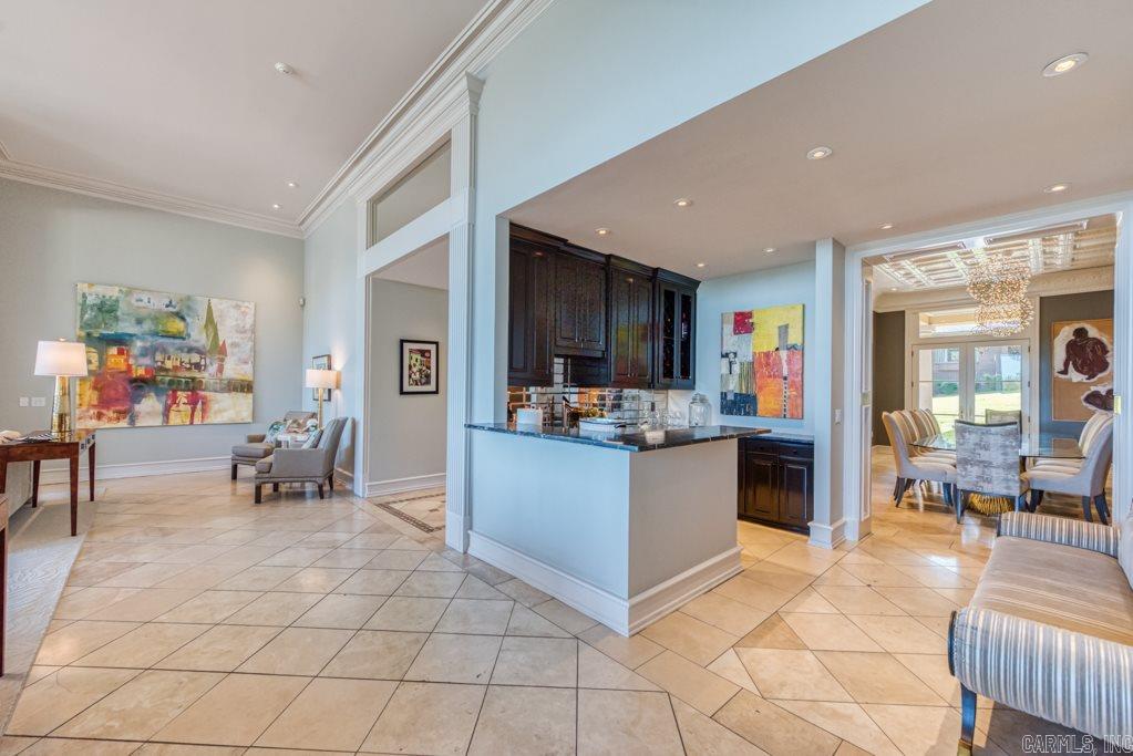 RIVER OAKS - Residential