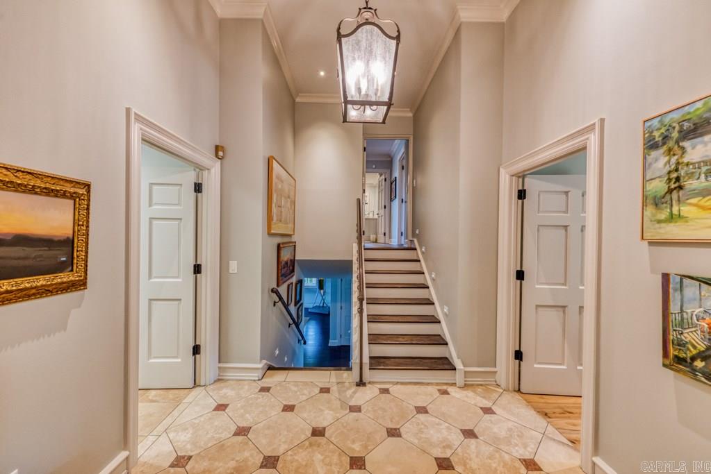 RIVER OAKS - Residential