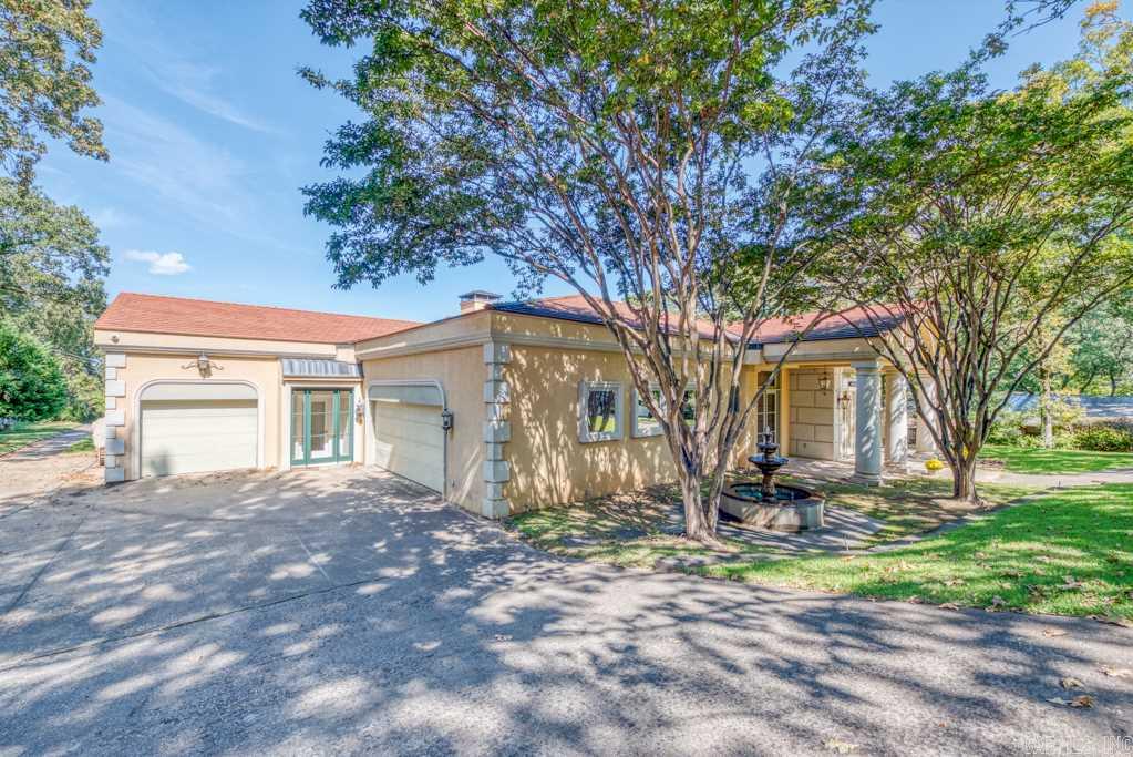 RIVER OAKS - Residential
