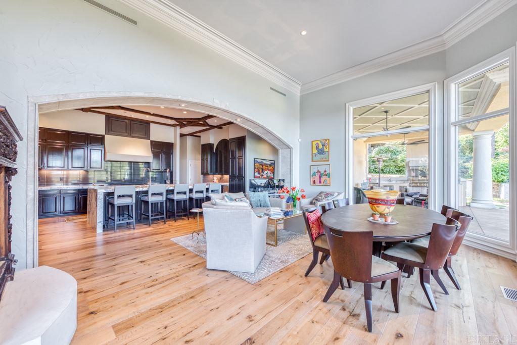 RIVER OAKS - Residential