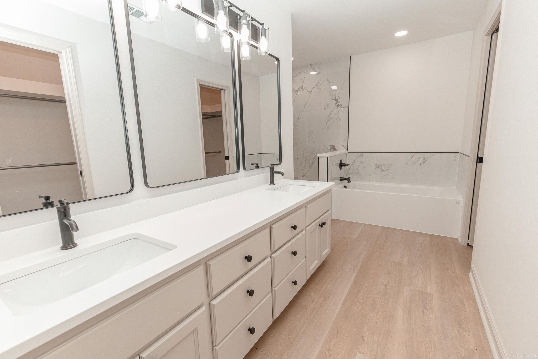 WALTERS ADDITION - Residential