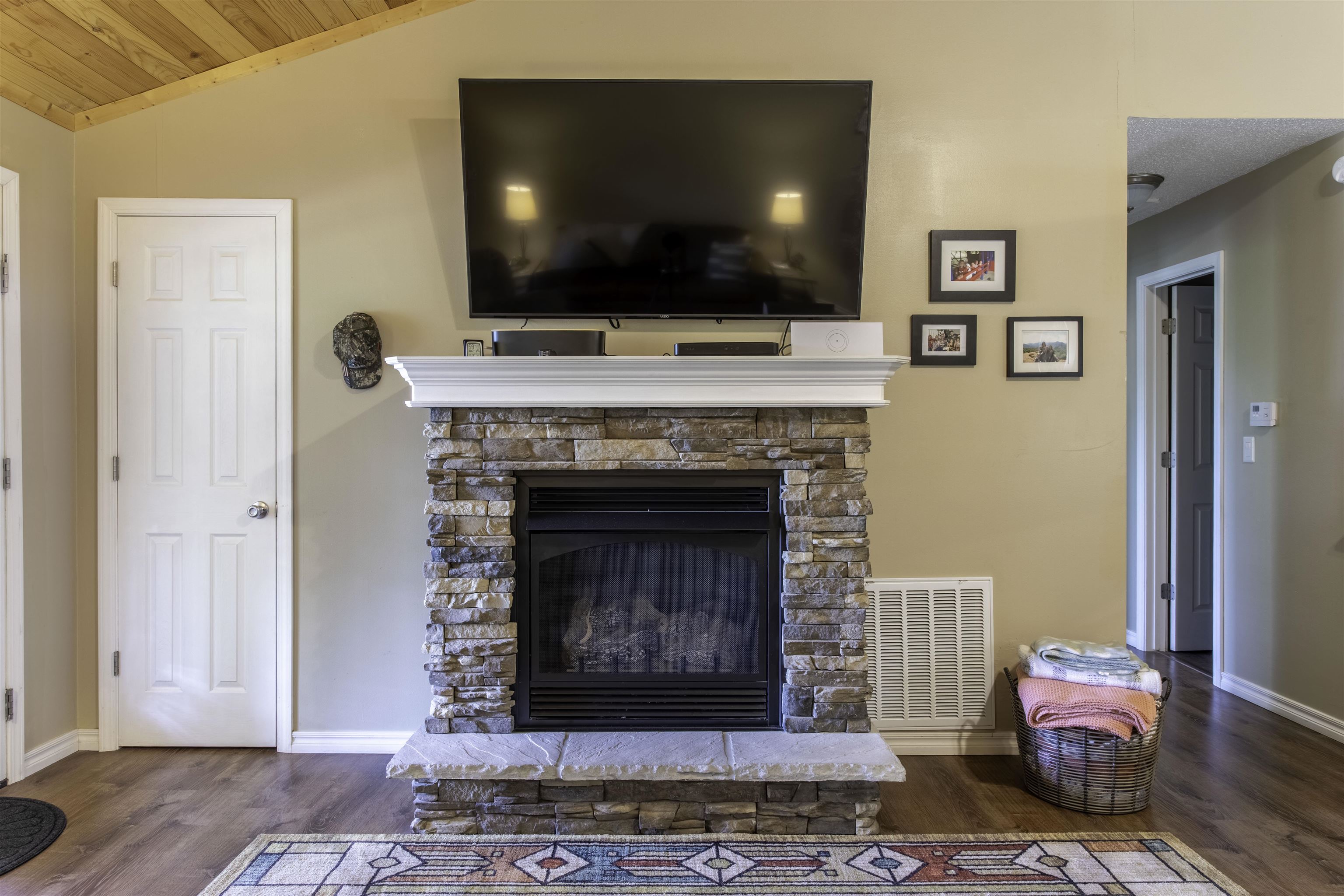 CREE SECOND - Residential