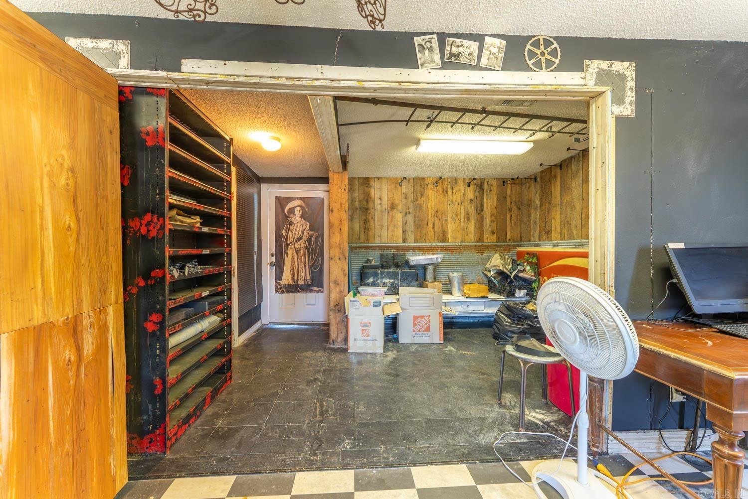 Mammoth Spring - Commercial Sale