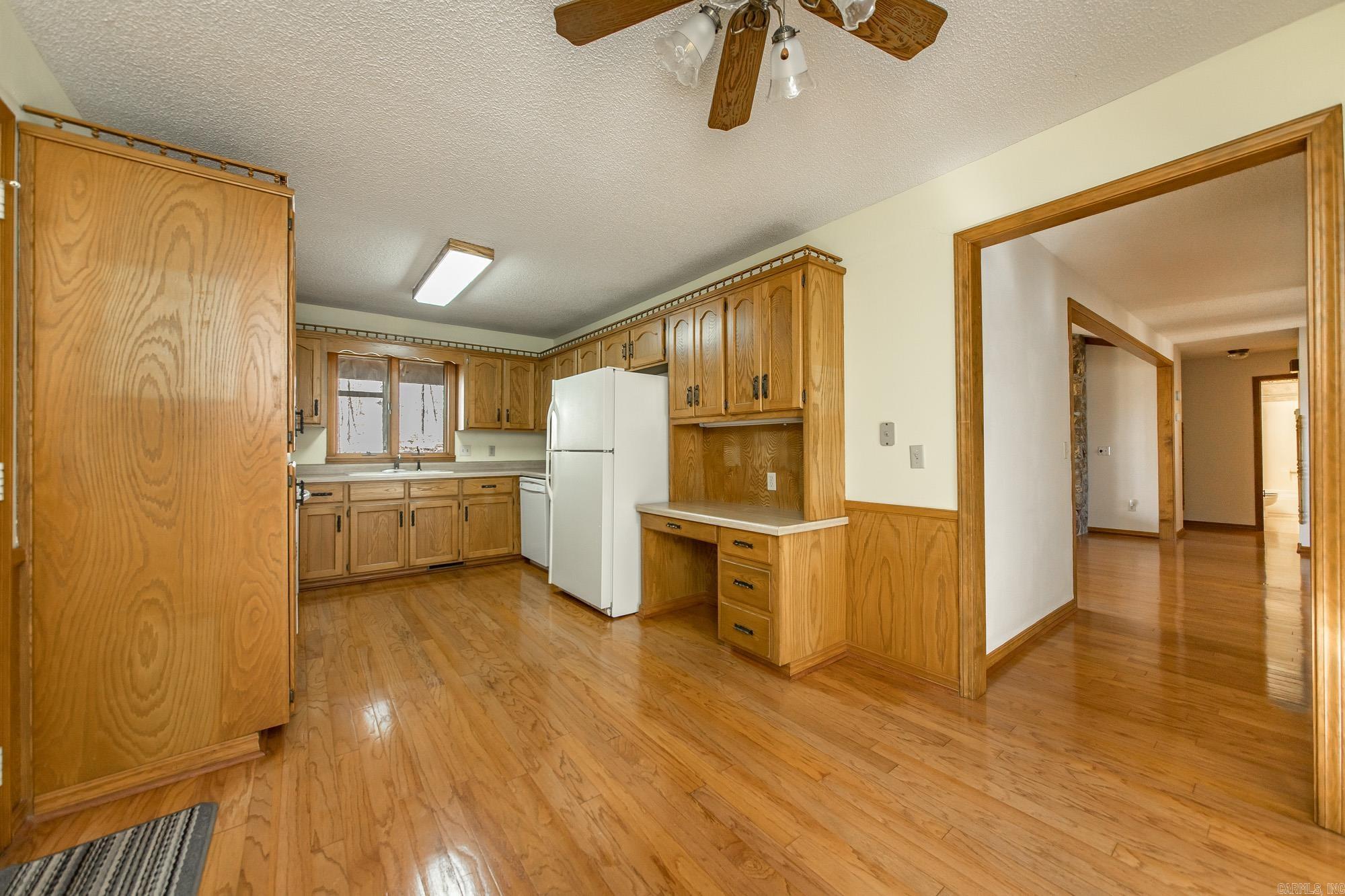 CASTLE RIDGE HEIGHTS - Residential