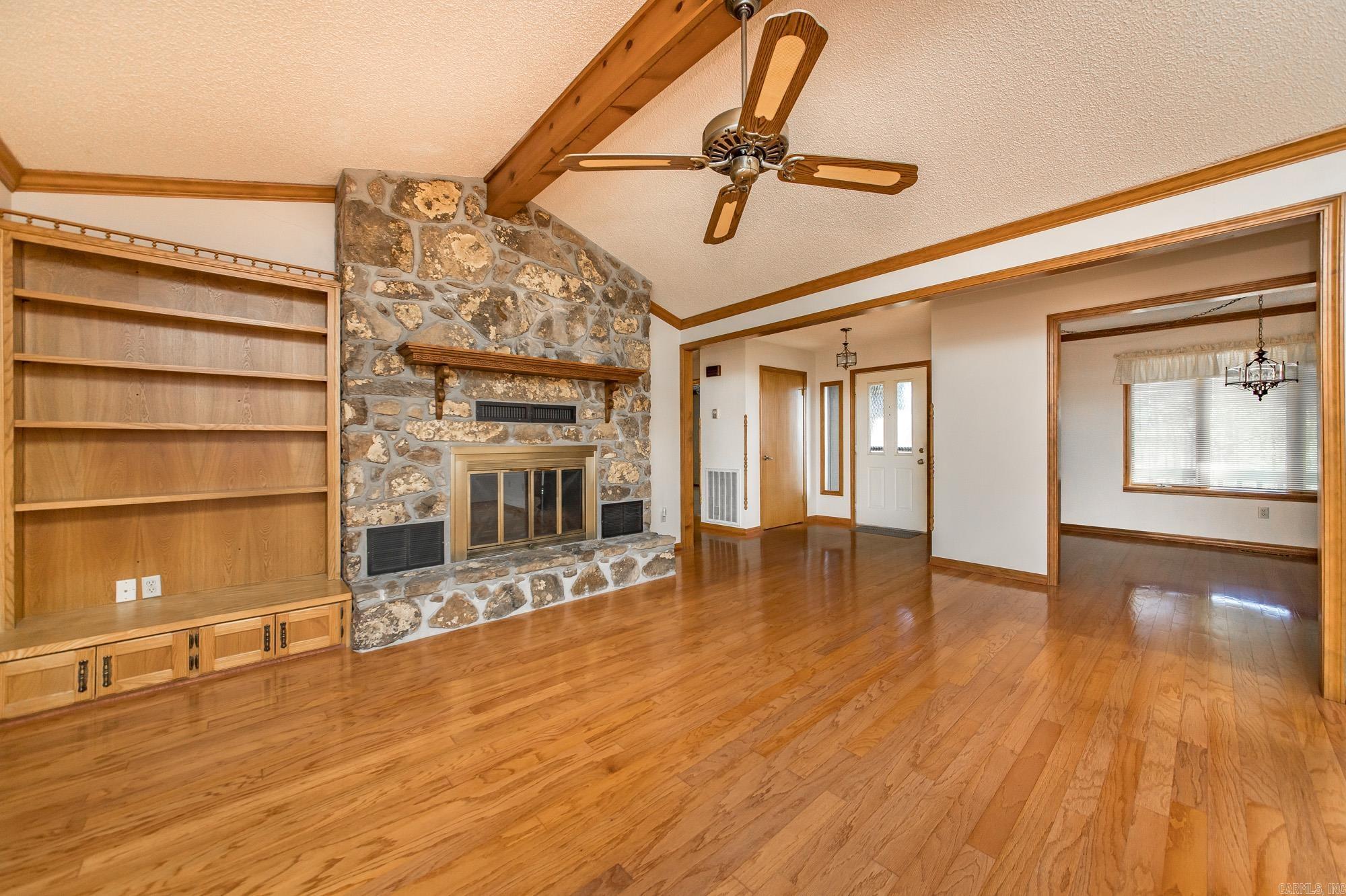 CASTLE RIDGE HEIGHTS - Residential