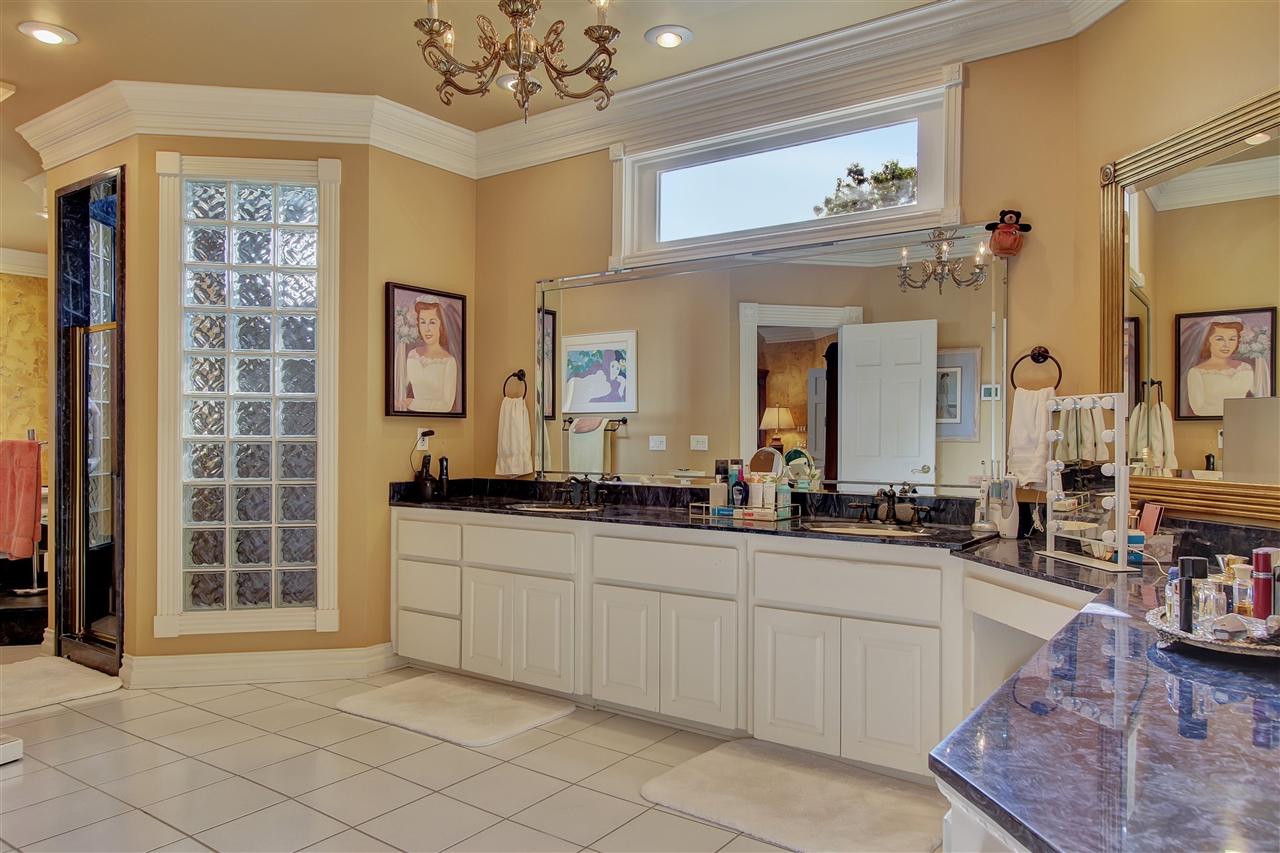 Driftwood Point - Residential