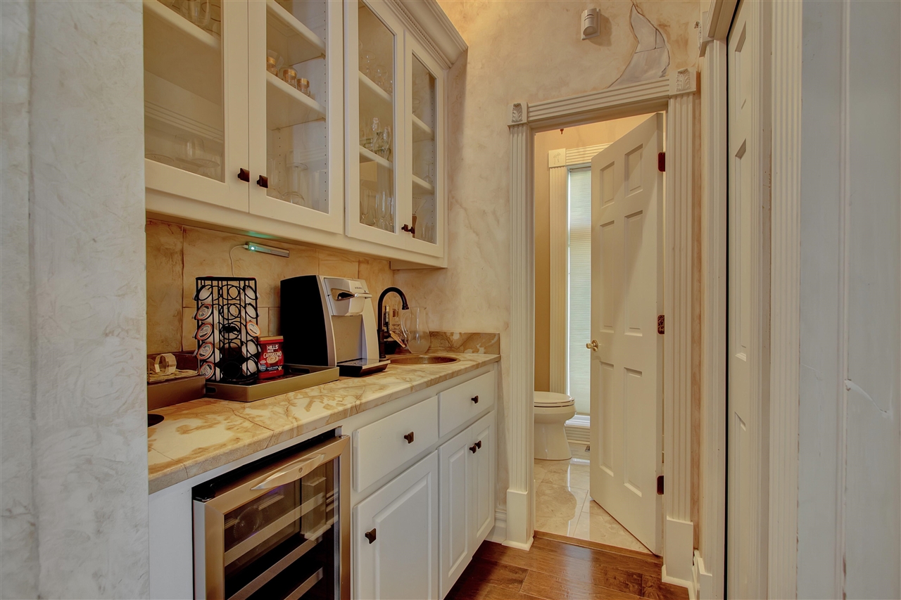 Driftwood Point - Residential
