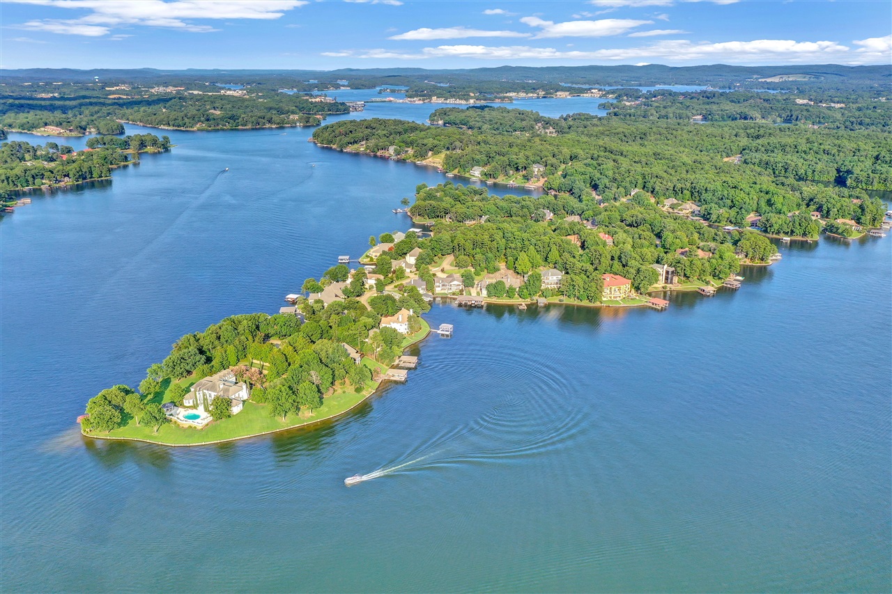 Driftwood Point - Residential