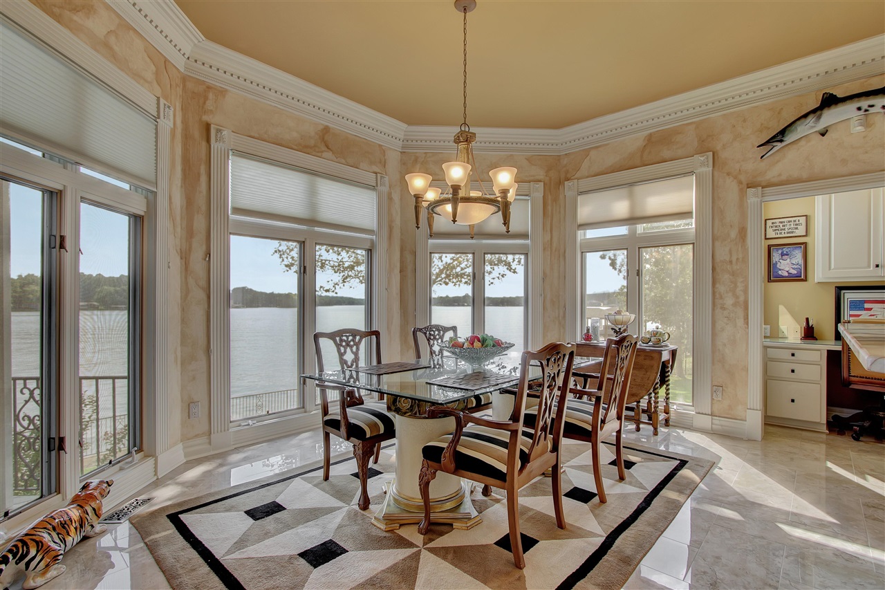 Driftwood Point - Residential