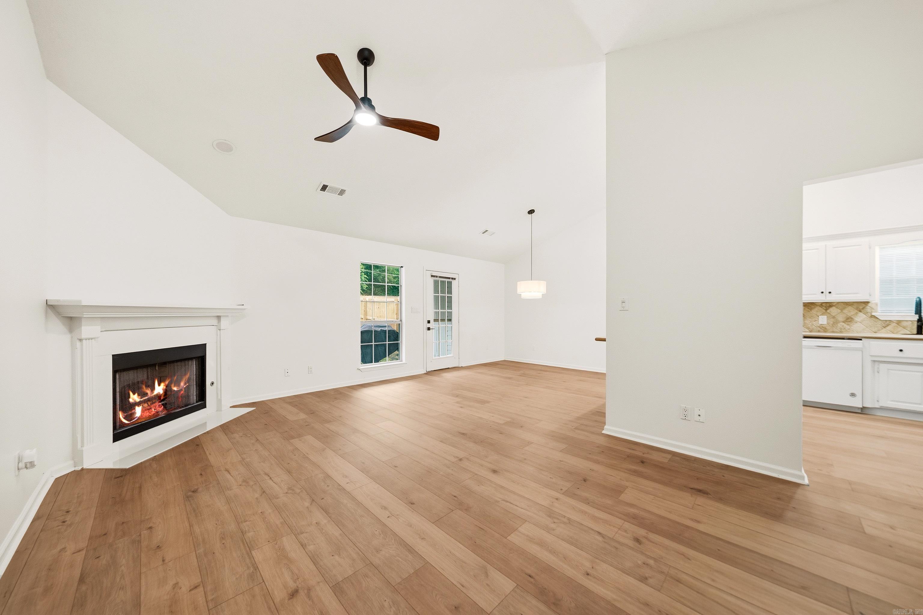 WESTON ESTATES GARDEN HOMES - Residential