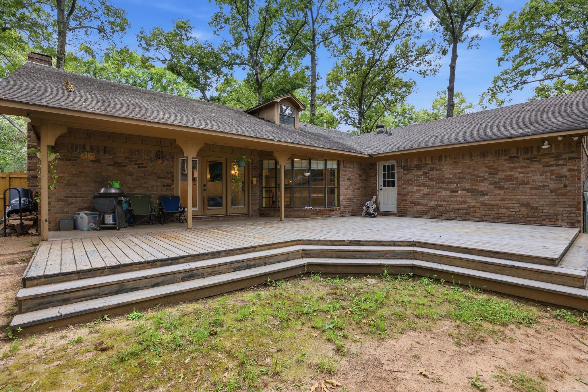 SMOKING OAKS ADD - Residential