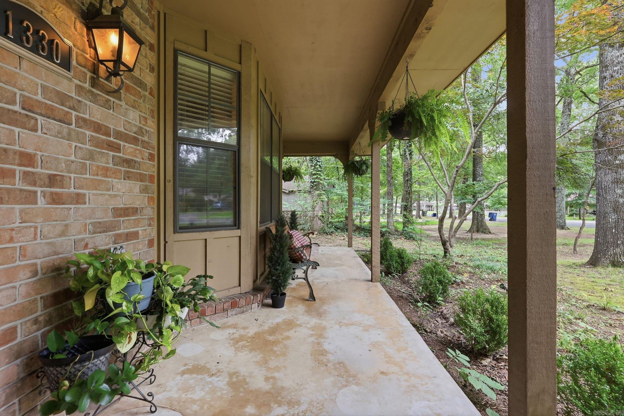 SMOKING OAKS ADD - Residential