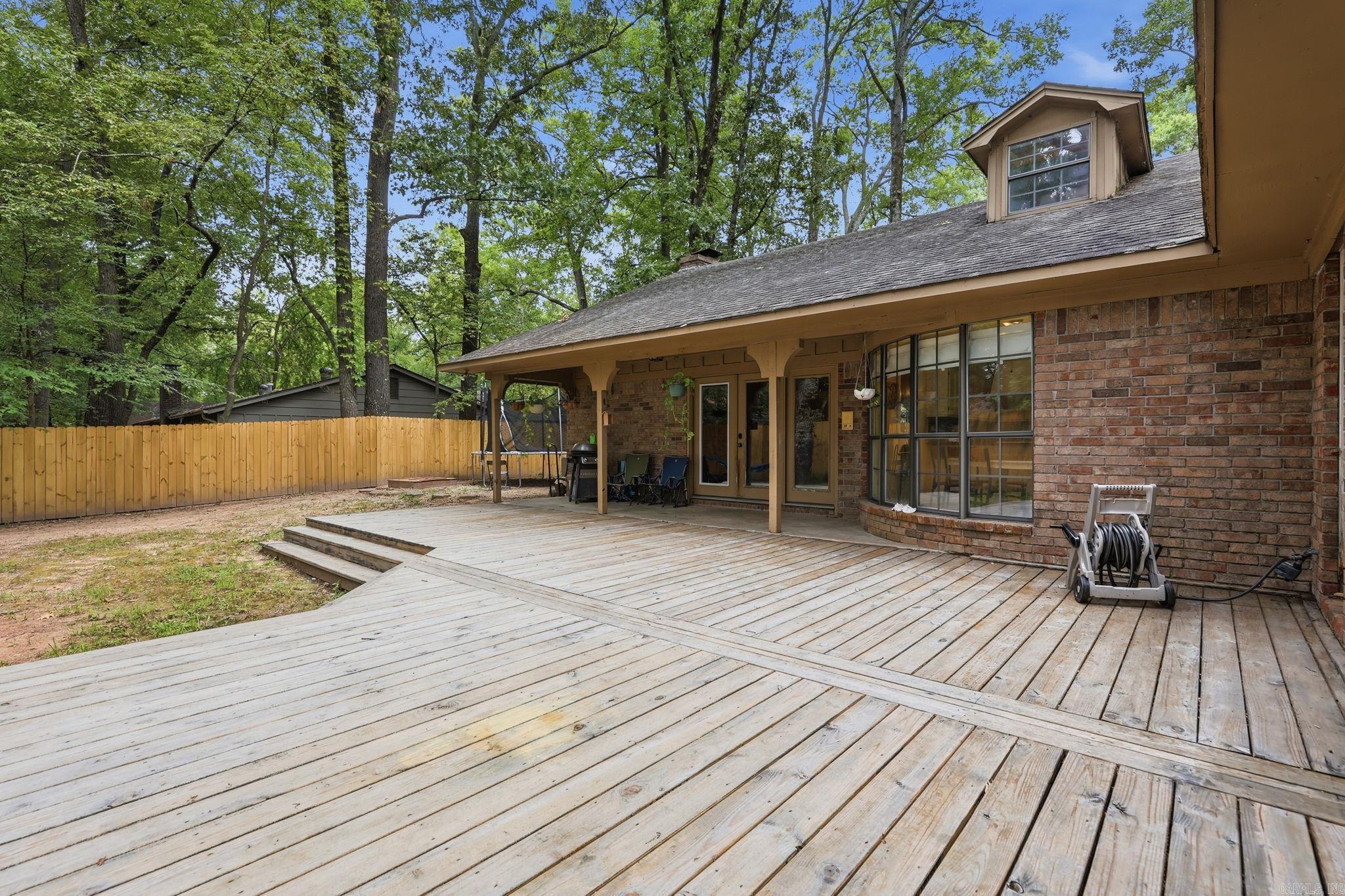 SMOKING OAKS ADD - Residential