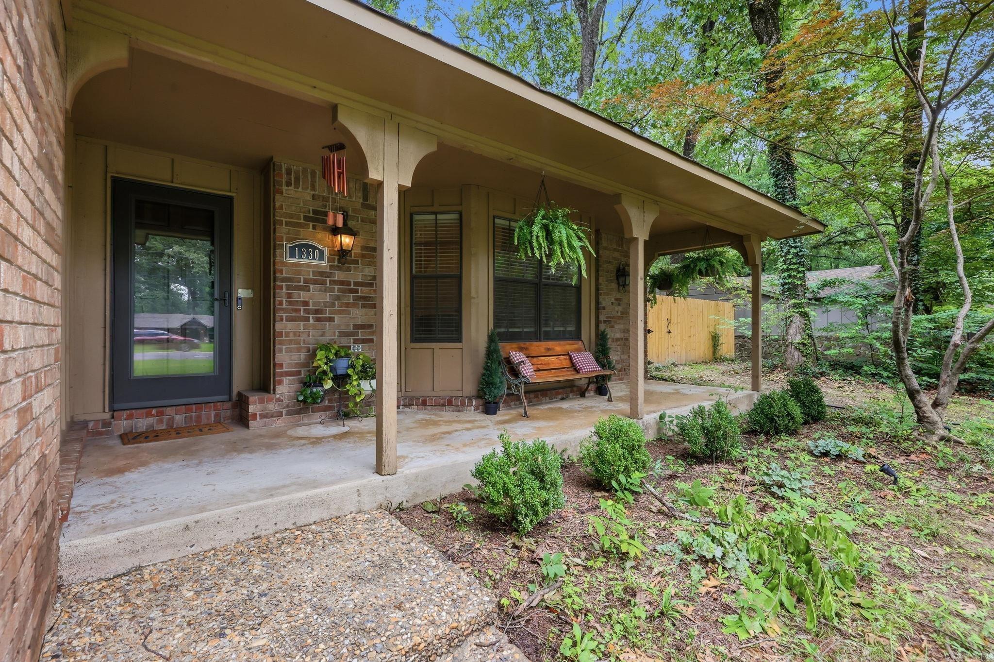 SMOKING OAKS ADD - Residential