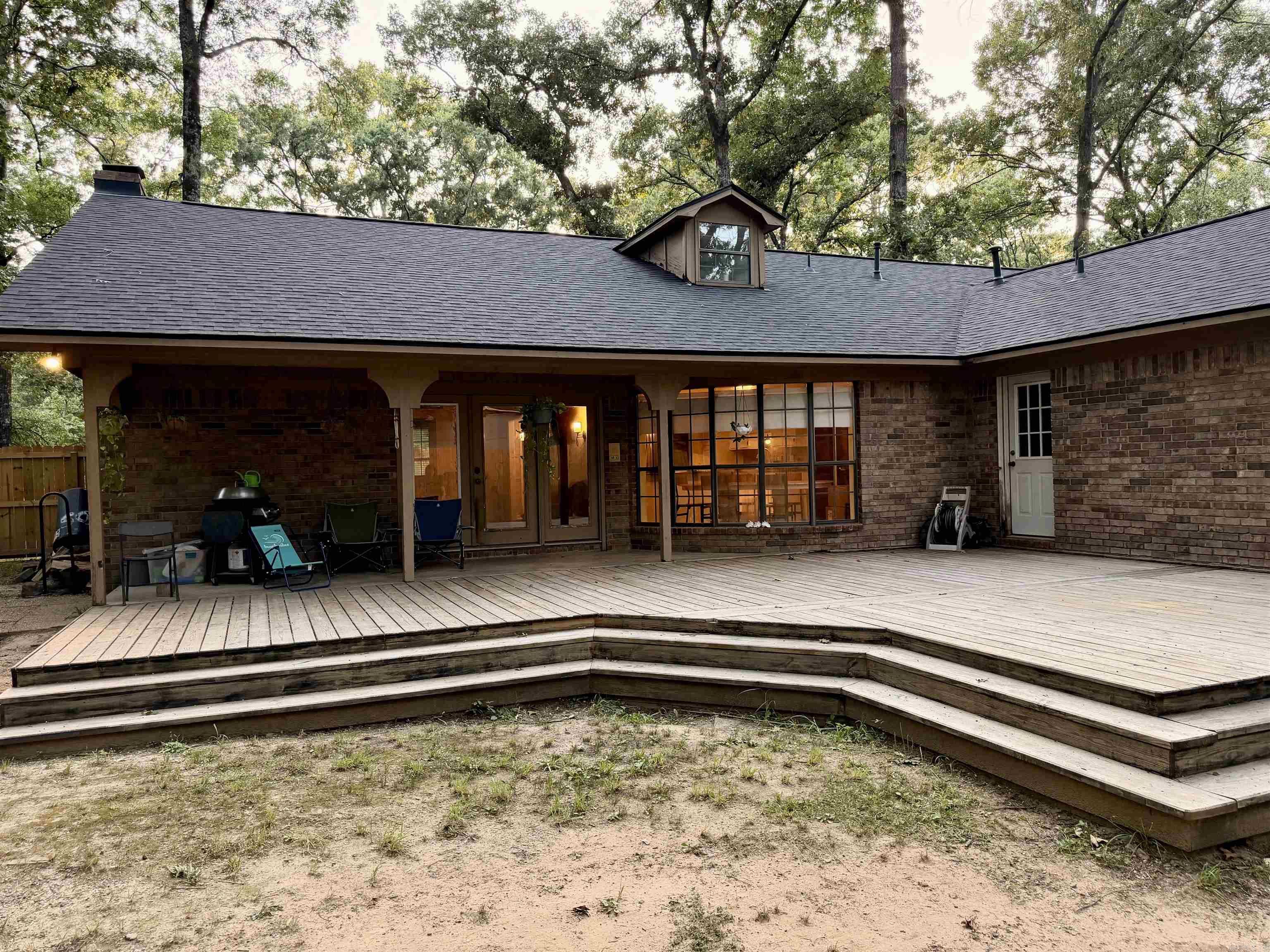 SMOKING OAKS ADD - Residential