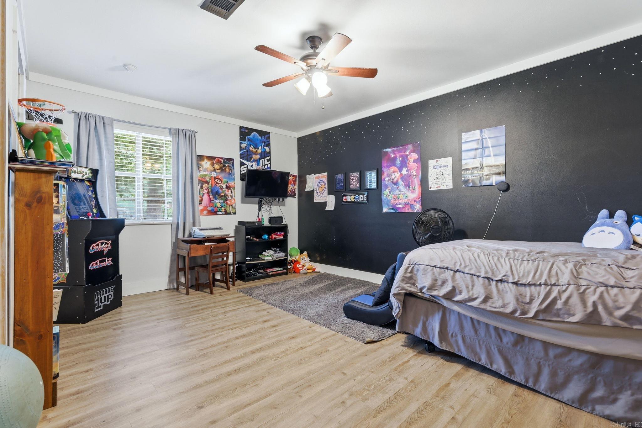 SMOKING OAKS ADD - Residential