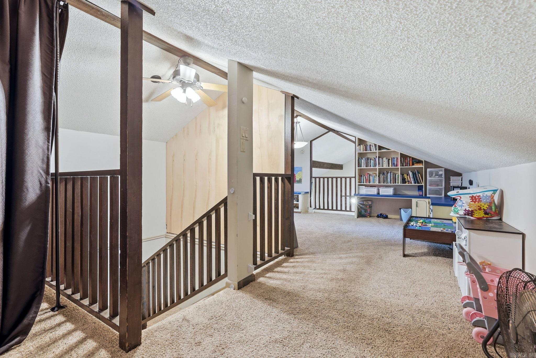 SMOKING OAKS ADD - Residential