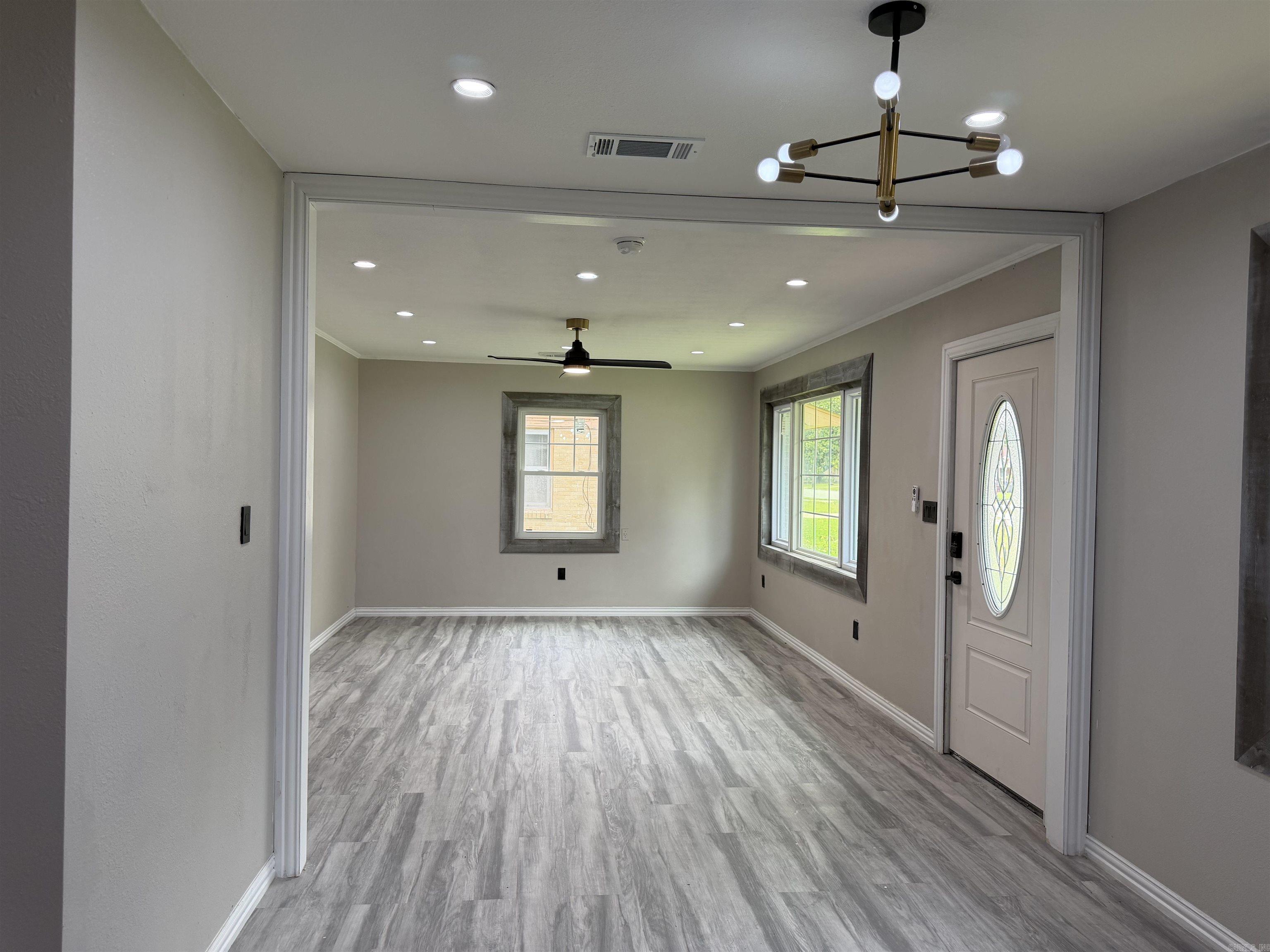 BROADMOOR - Residential