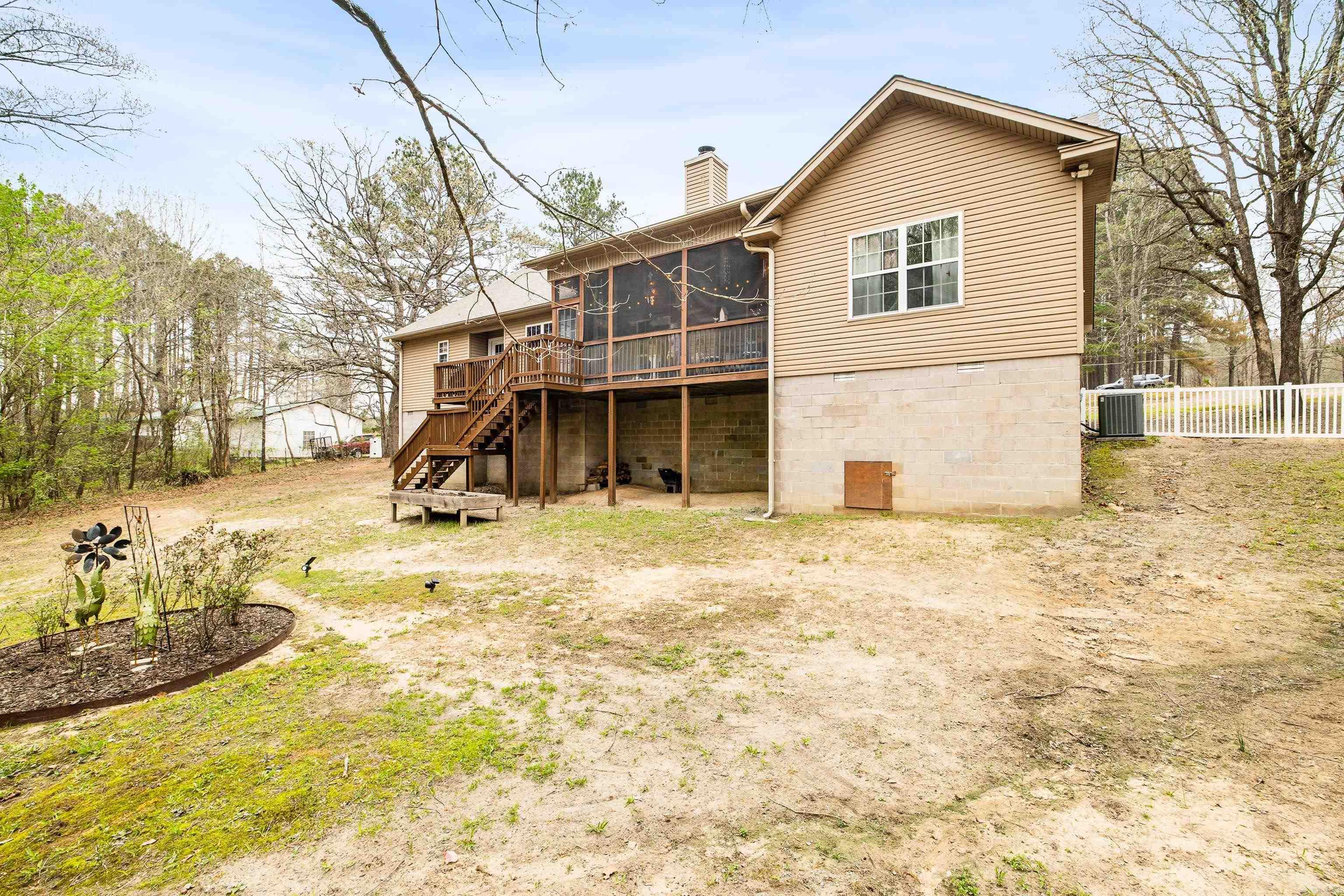 HOBBY TRAIL - Residential