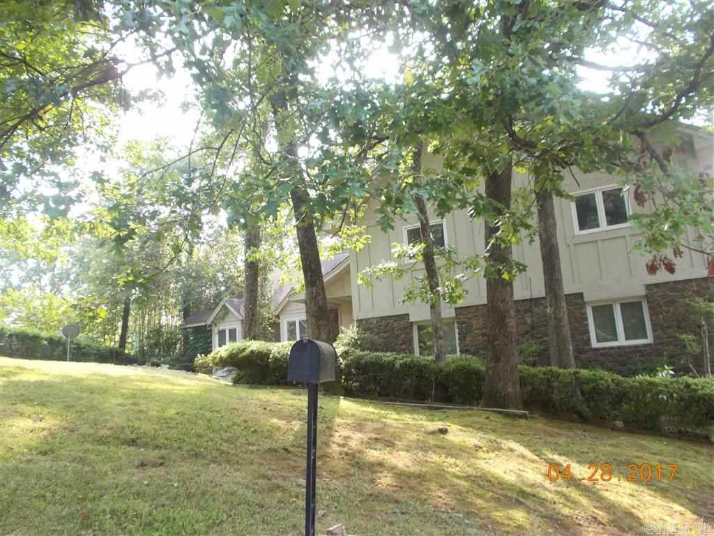 All offers must be submitted by buyer’s agent using online offer management system. Access the system via link below. A technology fee will apply to buyer’s agent upon consummation of a sale. Submit Offer Link: http://www.spsreo.com/?c=A9BJ. Agents, download form from Associated Docs & have buyers sign when making offer. Very spacious 4BR/2.5 bath home w/2 living areas, 2 dining areas, large kitchen, 'sunrooms' off back of master & den, lg. mstr bath, sauna, deck, fenced back yard and located in cul-de-sac!