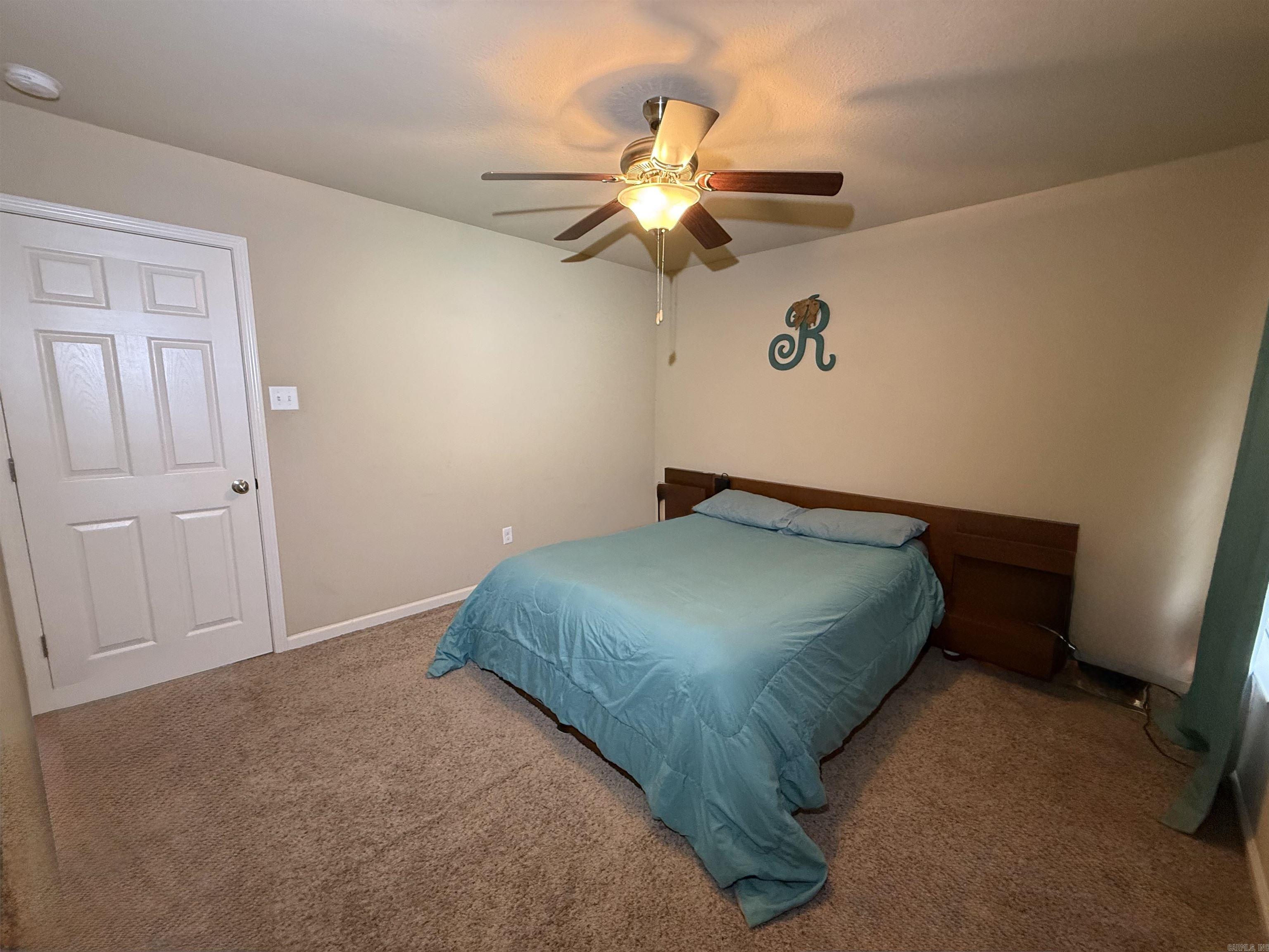 EMERALD MOUNTAIN - Residential