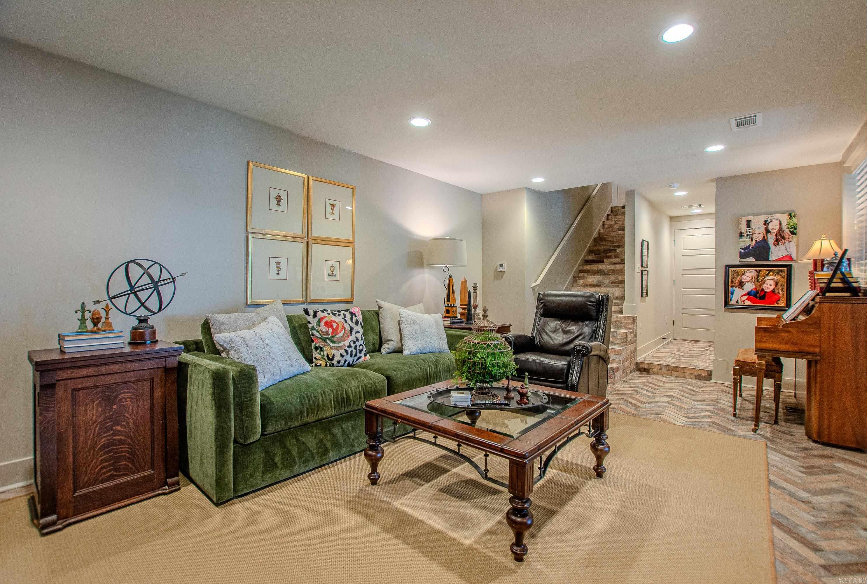 PARK HILL - Residential