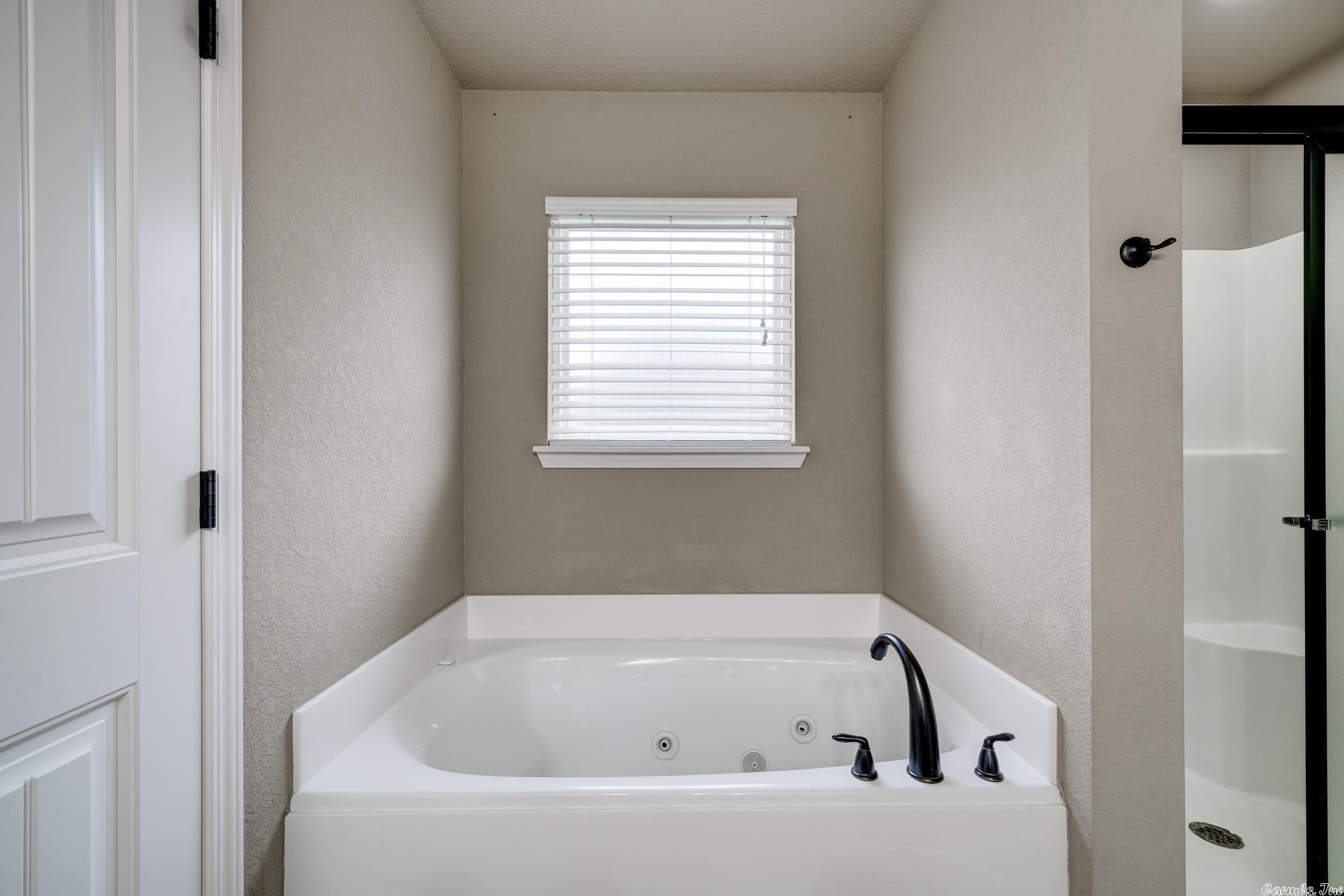NORTH HILLS - Residential