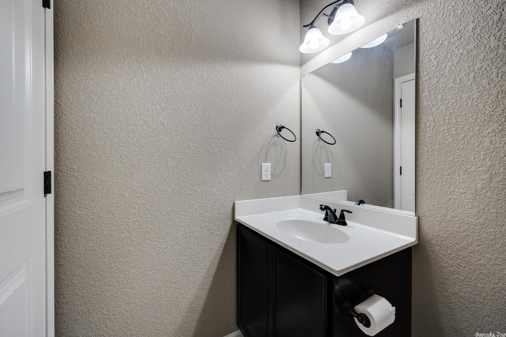 NORTH HILLS - Residential