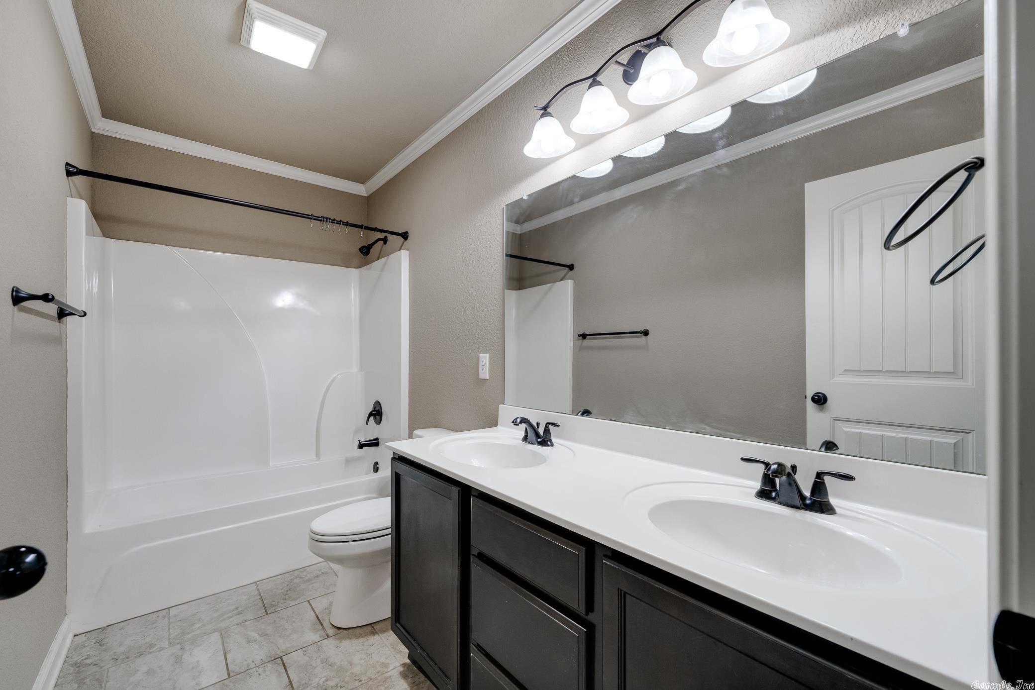 NORTH HILLS - Residential