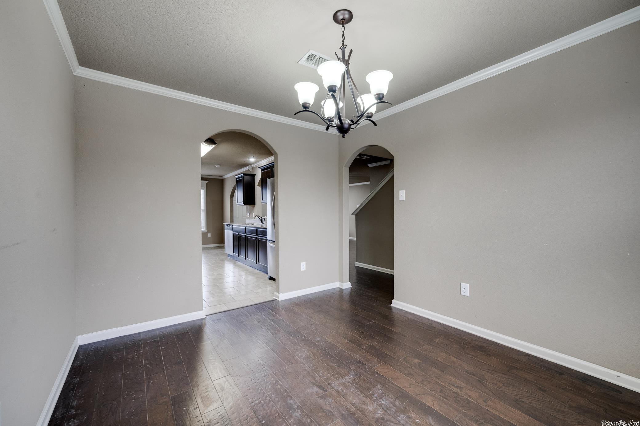 NORTH HILLS - Residential