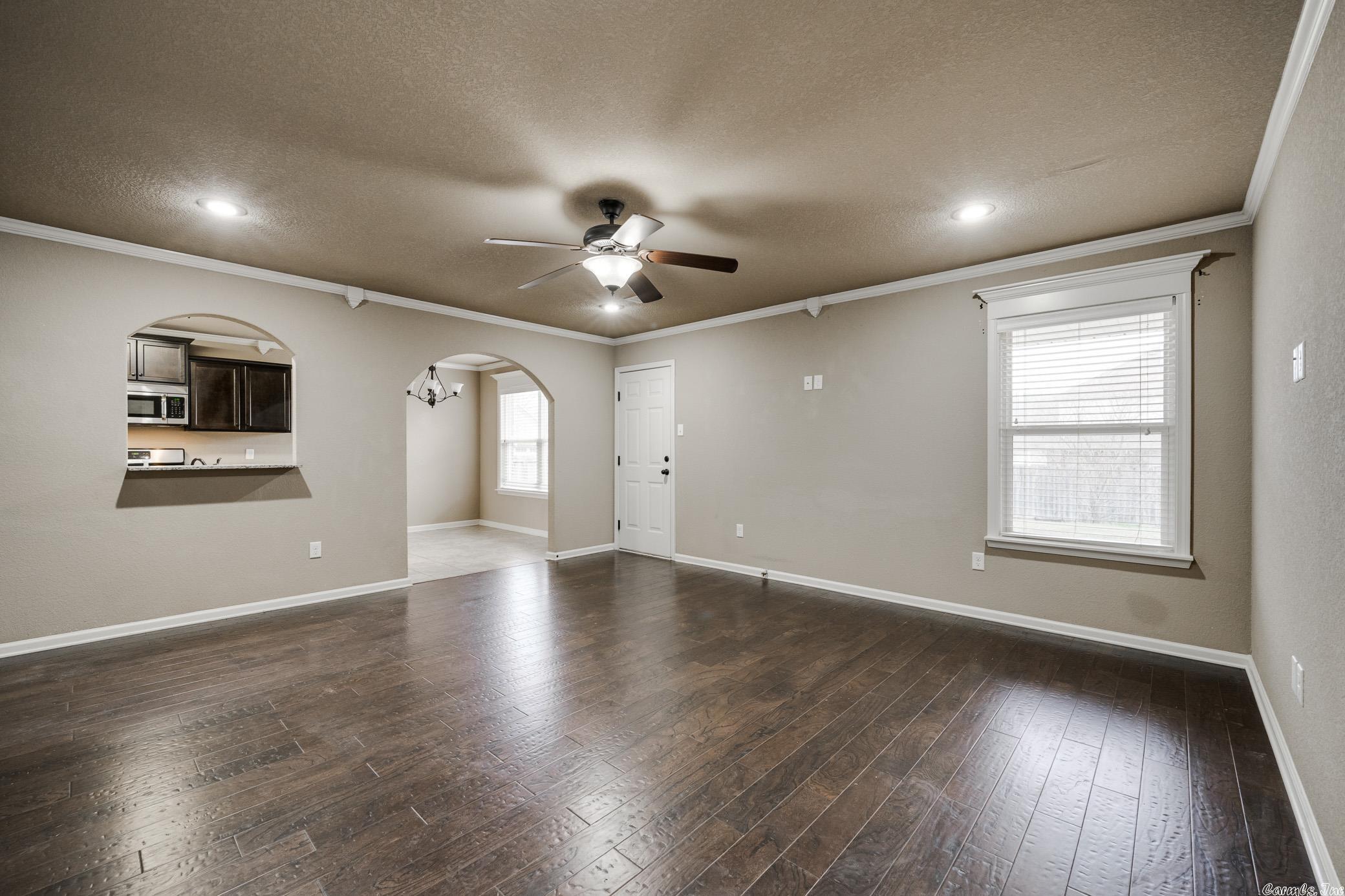 NORTH HILLS - Residential
