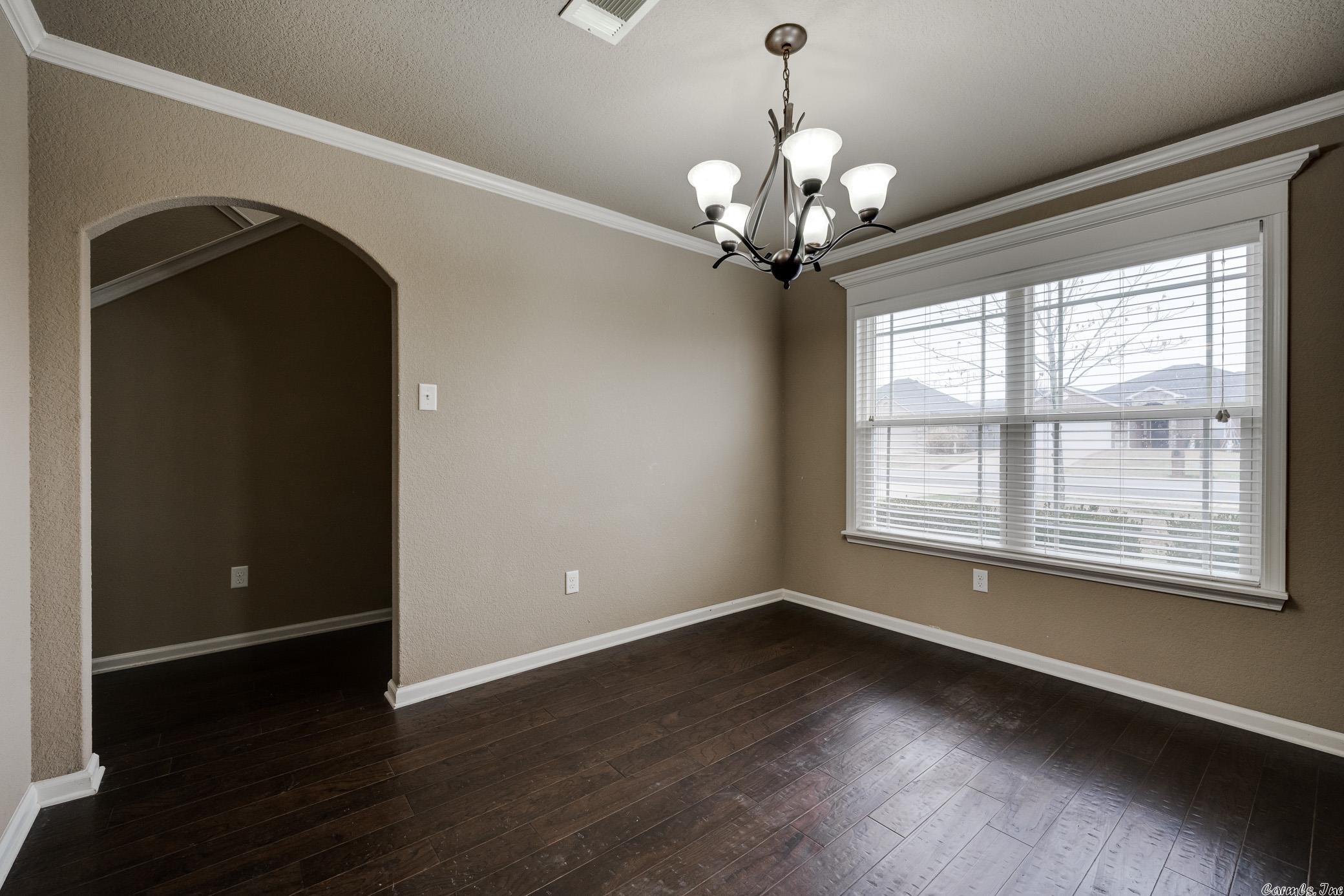 NORTH HILLS - Residential