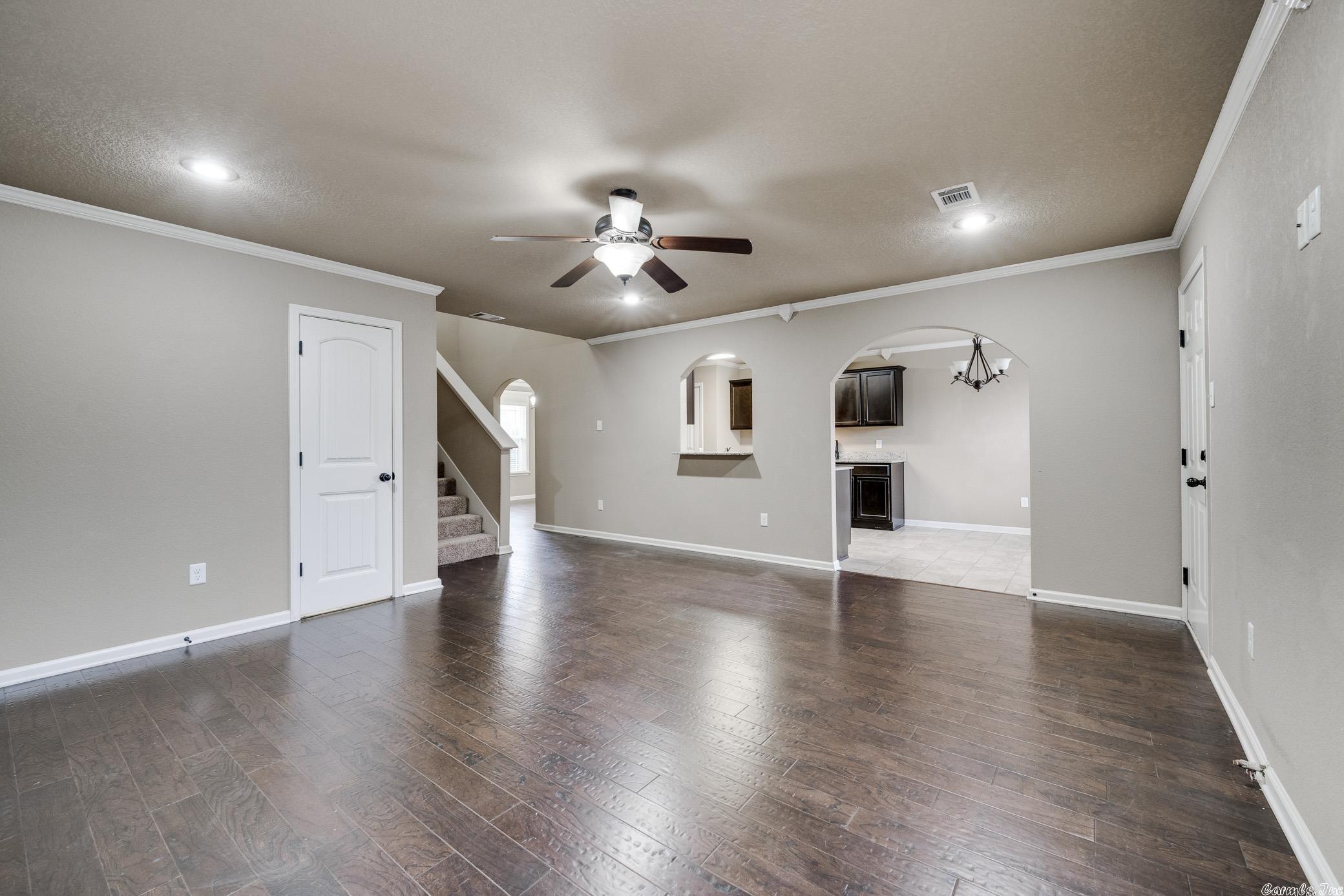 NORTH HILLS - Residential