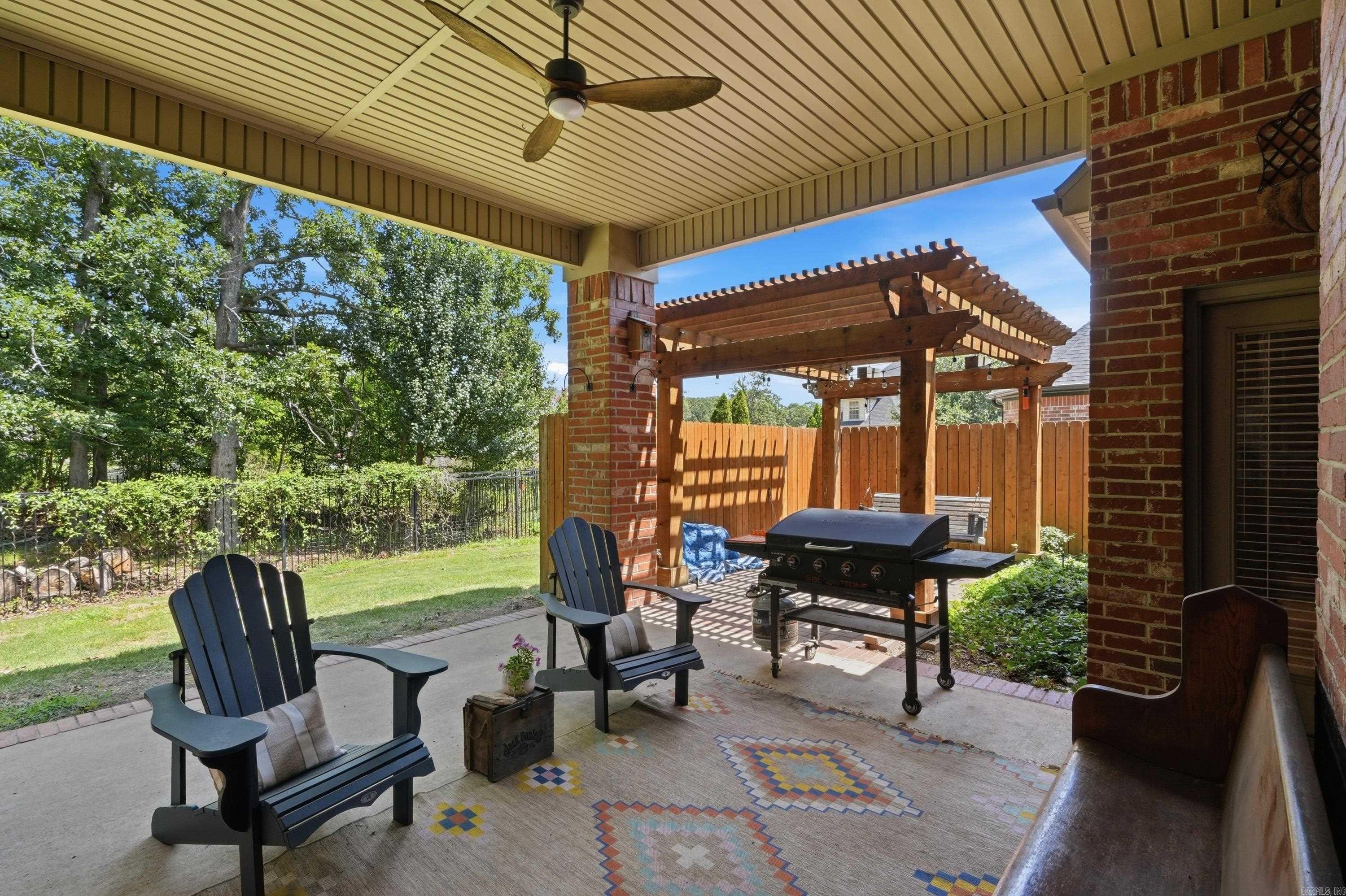COUNTRY CLUB OF ARK THE - Residential
