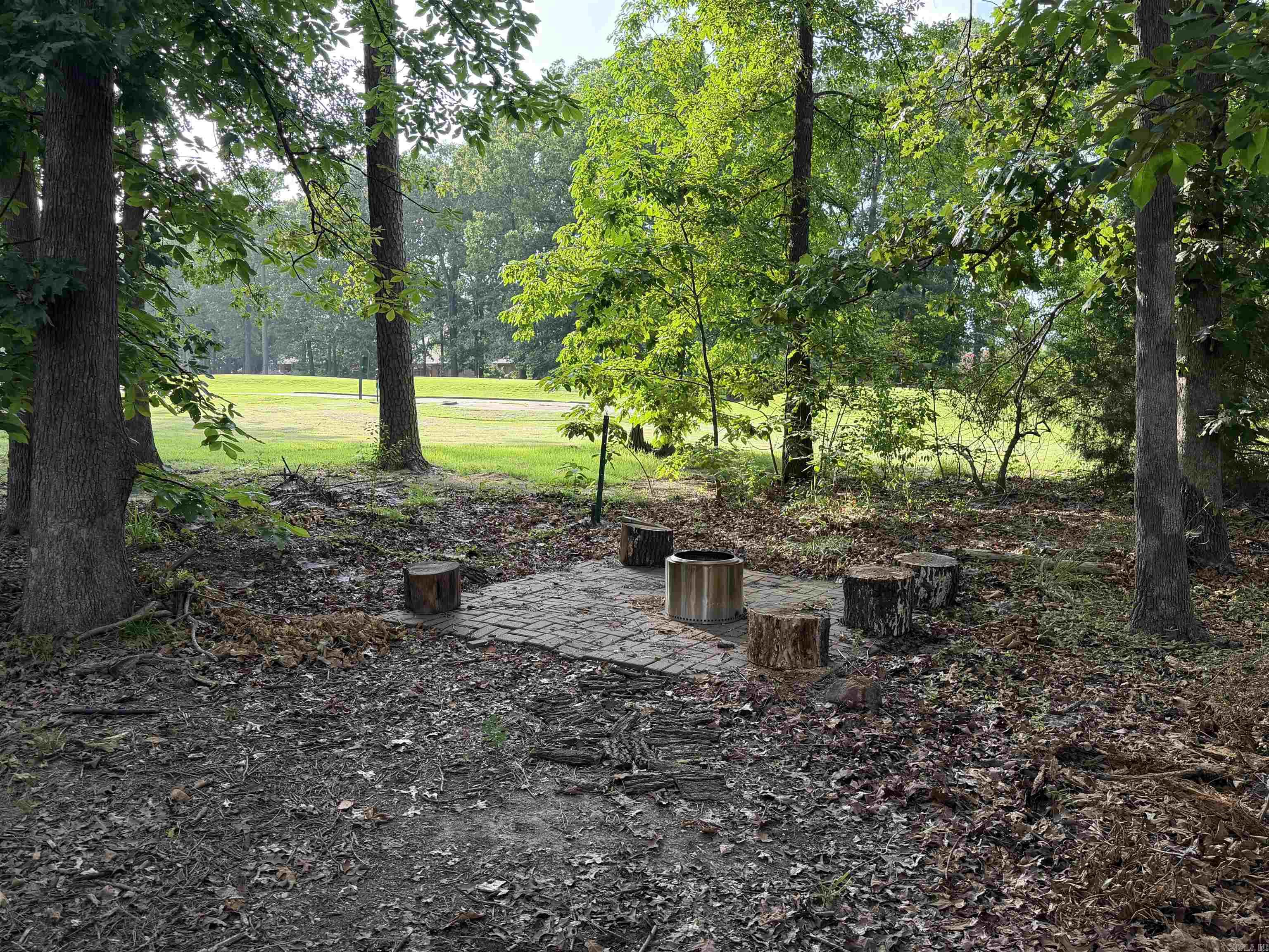 COUNTRY CLUB OF ARK THE - Residential